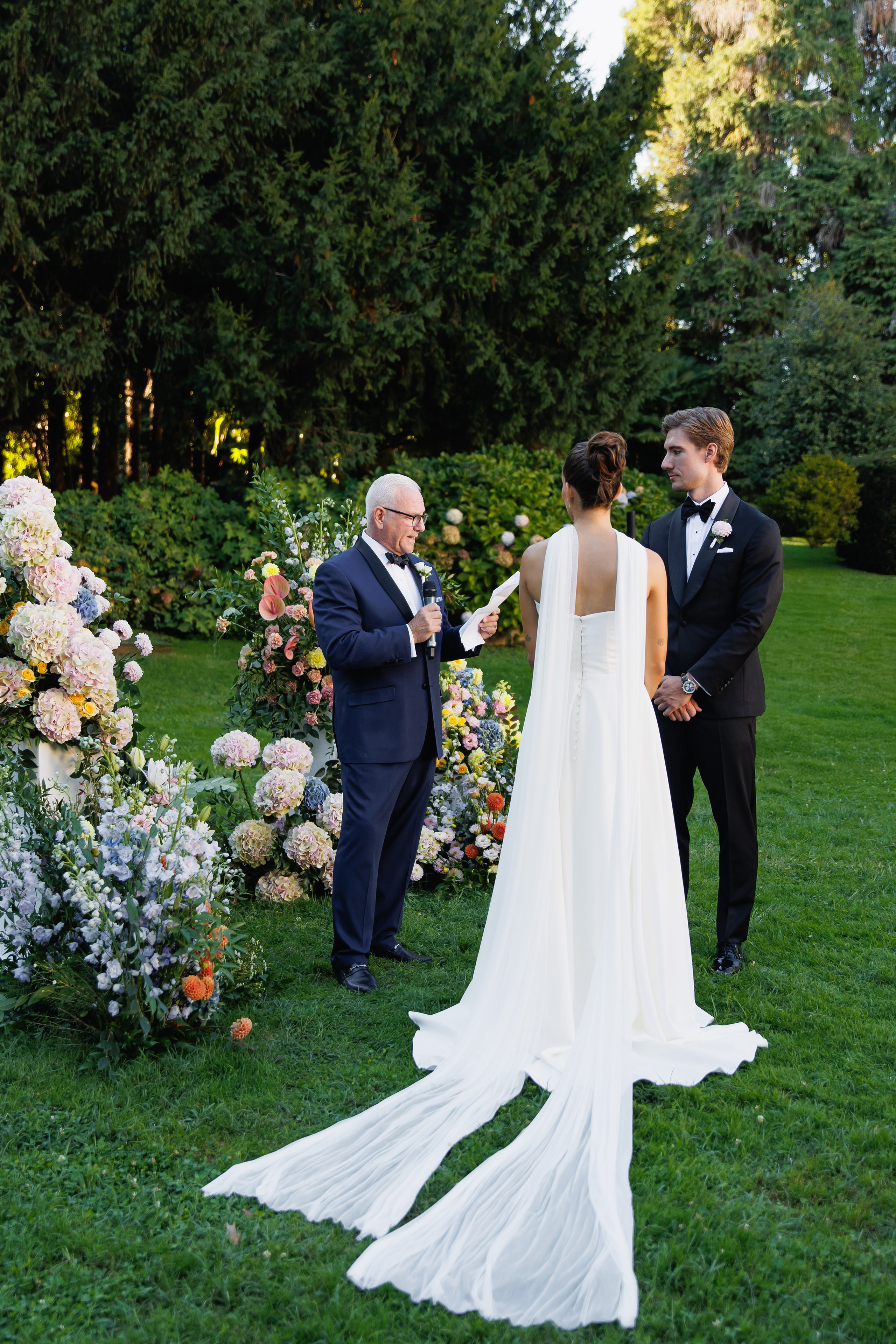 Wedding Photographer Lake Maggiore Como Italy. Wedding Photographer Rome Tuscany Como Sicily Puglia Amalfy Italy- Oksana Savenchuk