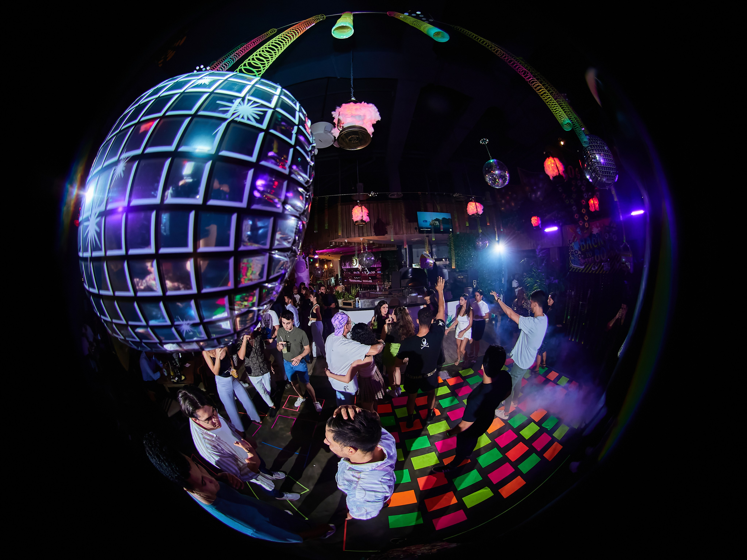 Vibe & Dancefloor | Fotograf Petreceri & Evenimente Craiova