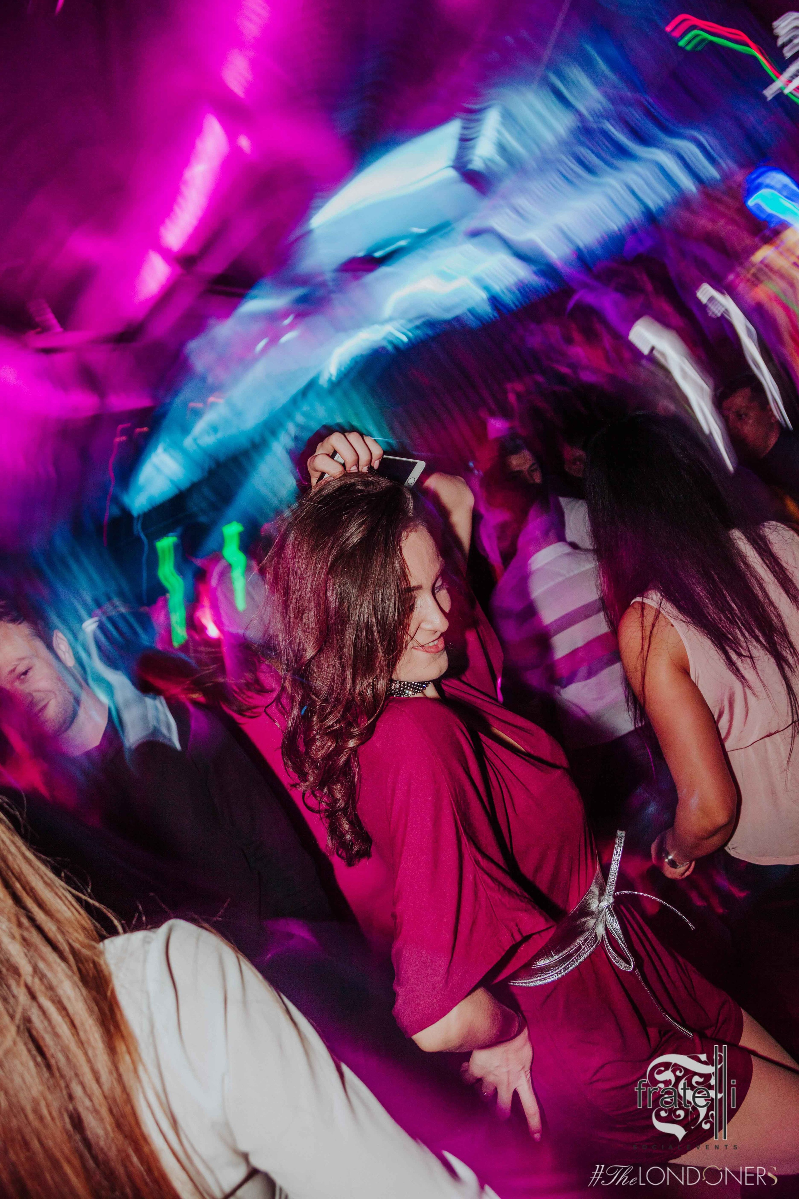 Vibe & Dancefloor | Fotograf Petreceri & Evenimente Craiova