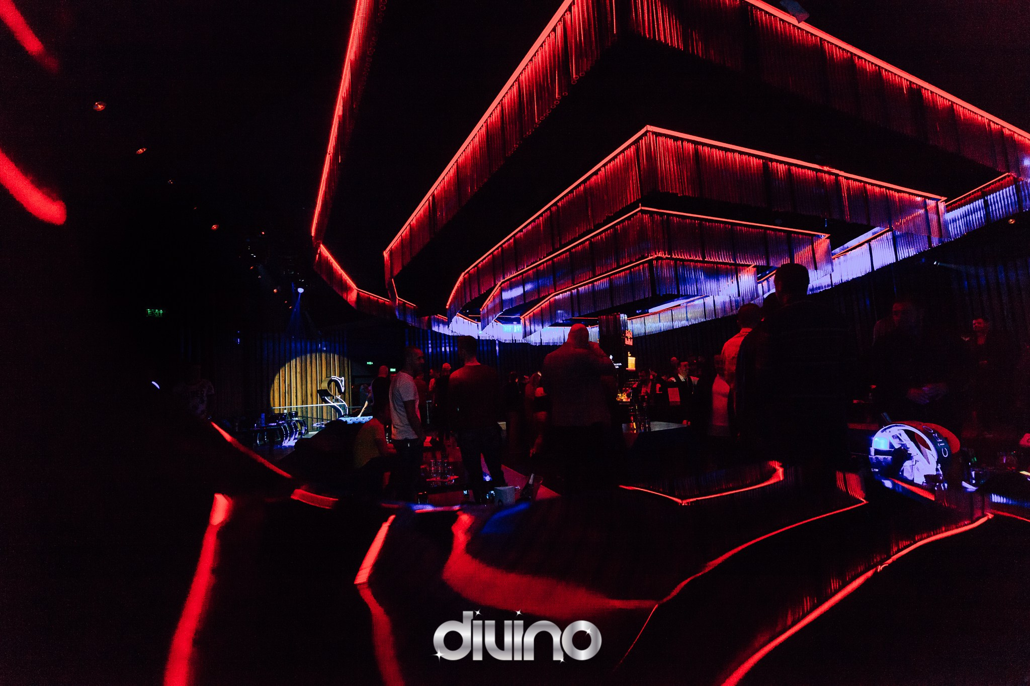 Vibe & Dancefloor | Fotograf Petreceri & Evenimente Craiova