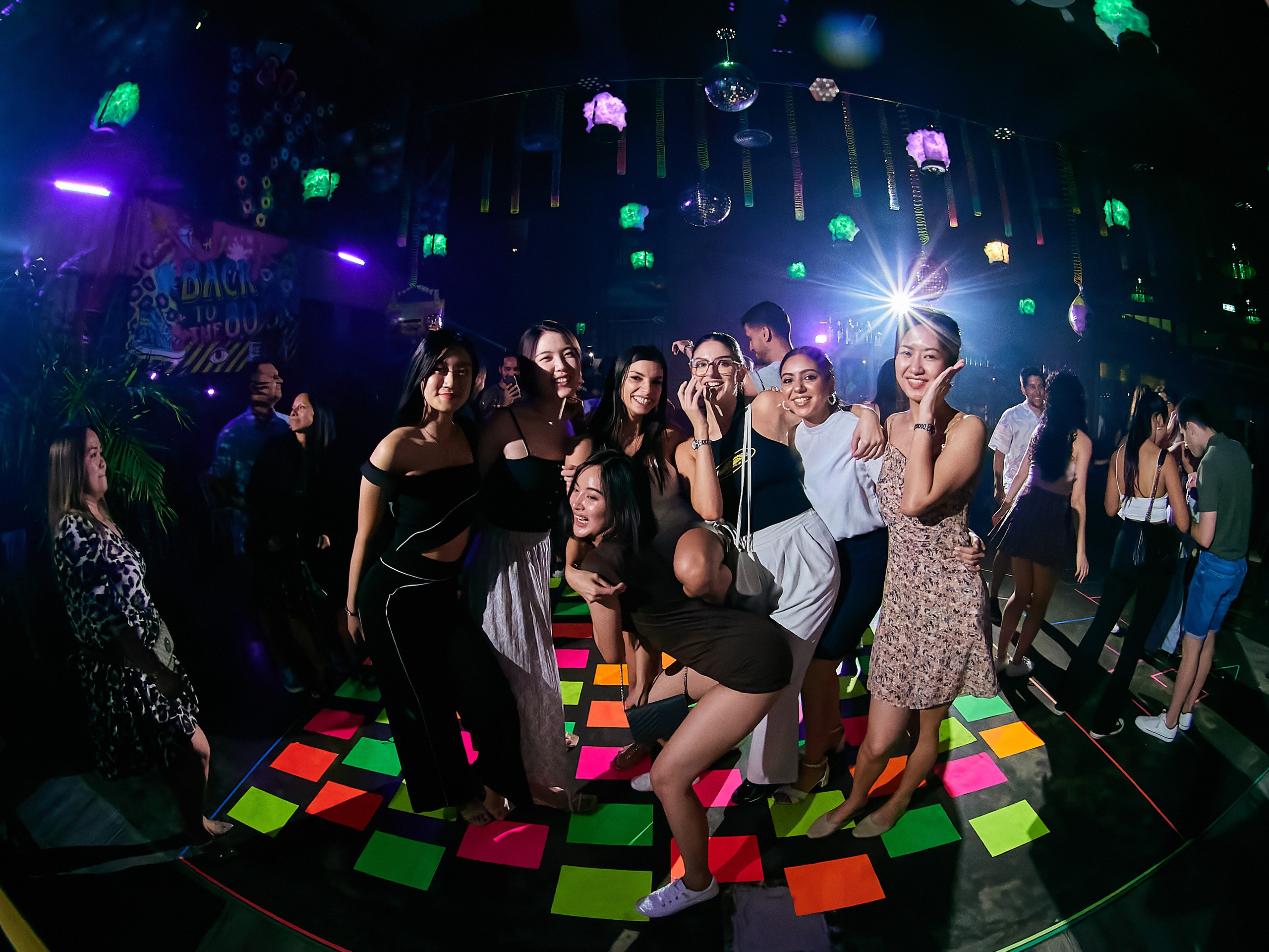 Vibe & Dancefloor | Fotograf Petreceri & Evenimente Craiova