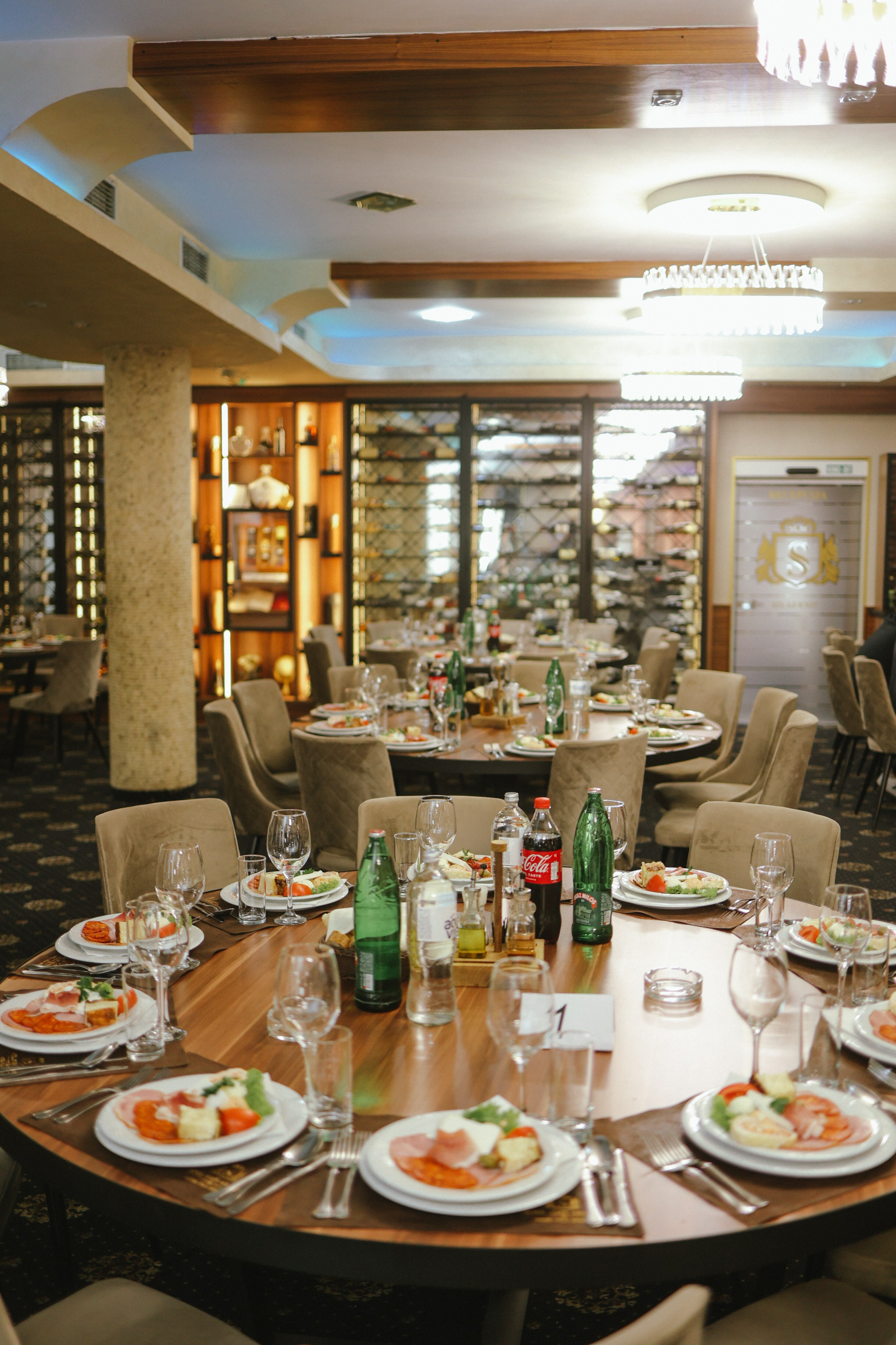 Emili. Vlada toskic wedding and event photographer