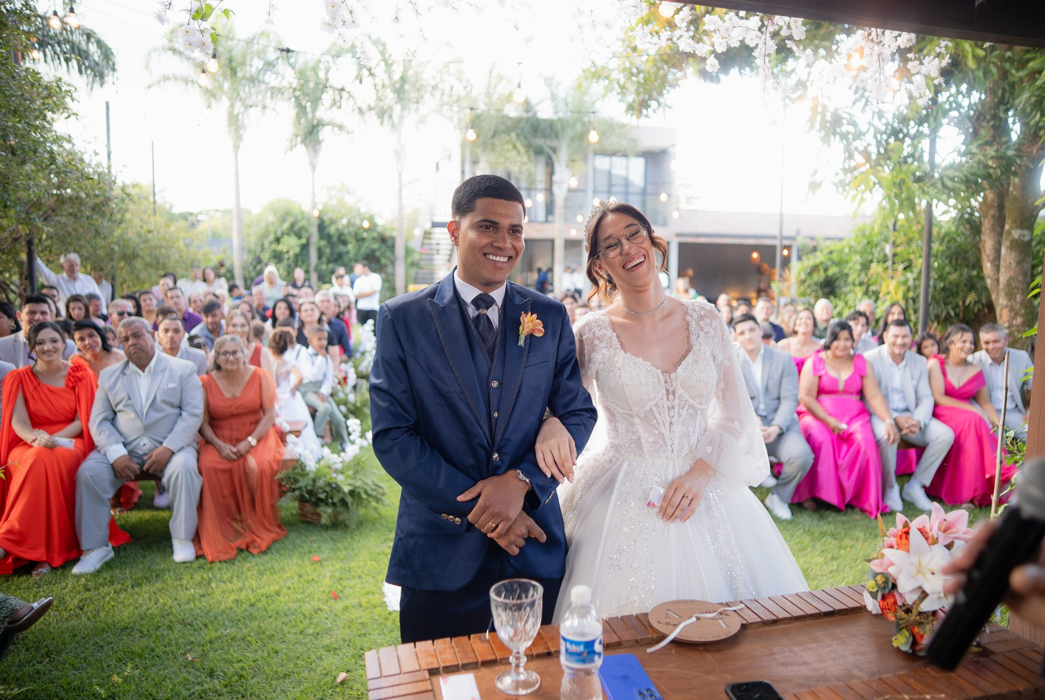 Larissa & Vinicius — Espaço Faveral / Aararaquara. Robson Colaço