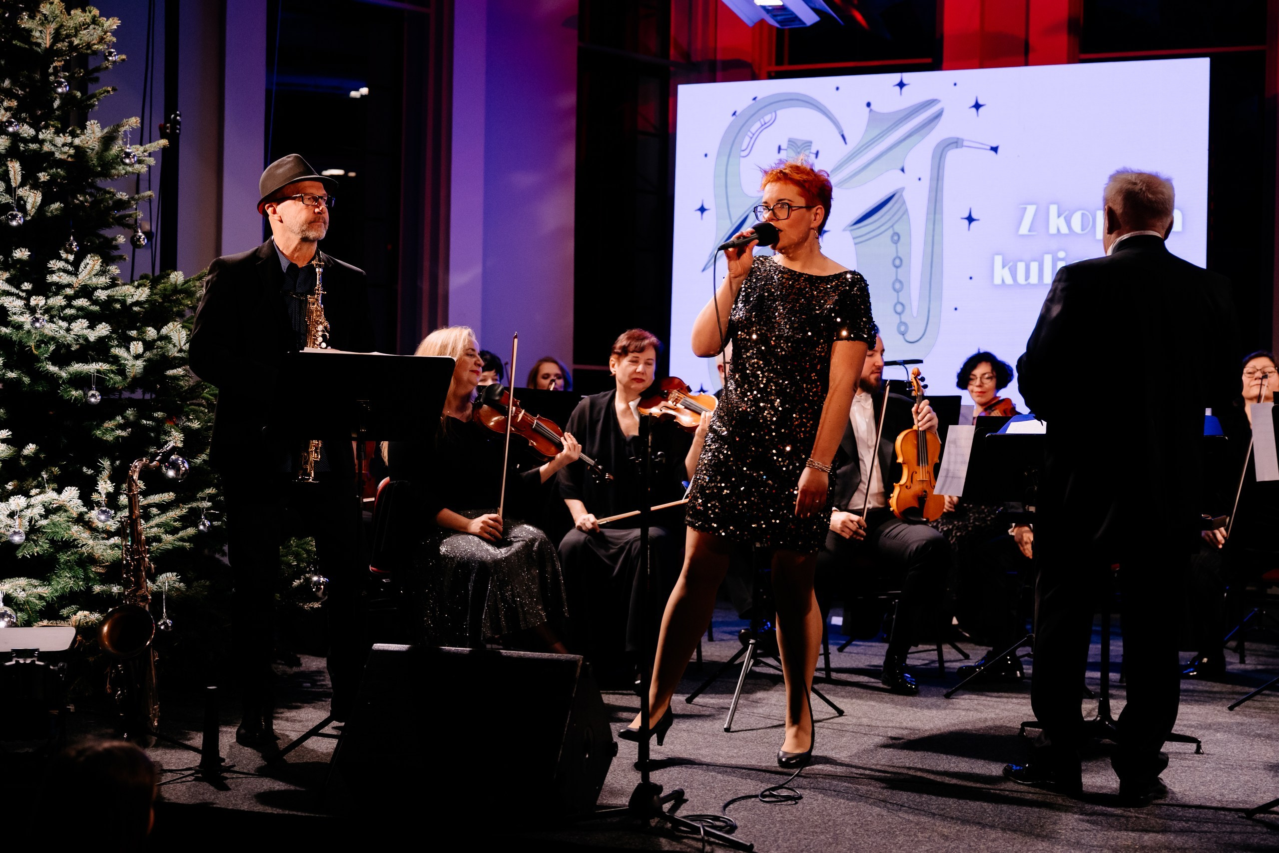 Opera Leśna. Fotograf Ślubny Warszawa - Sesje Biznesowe Rodzinne Eventy