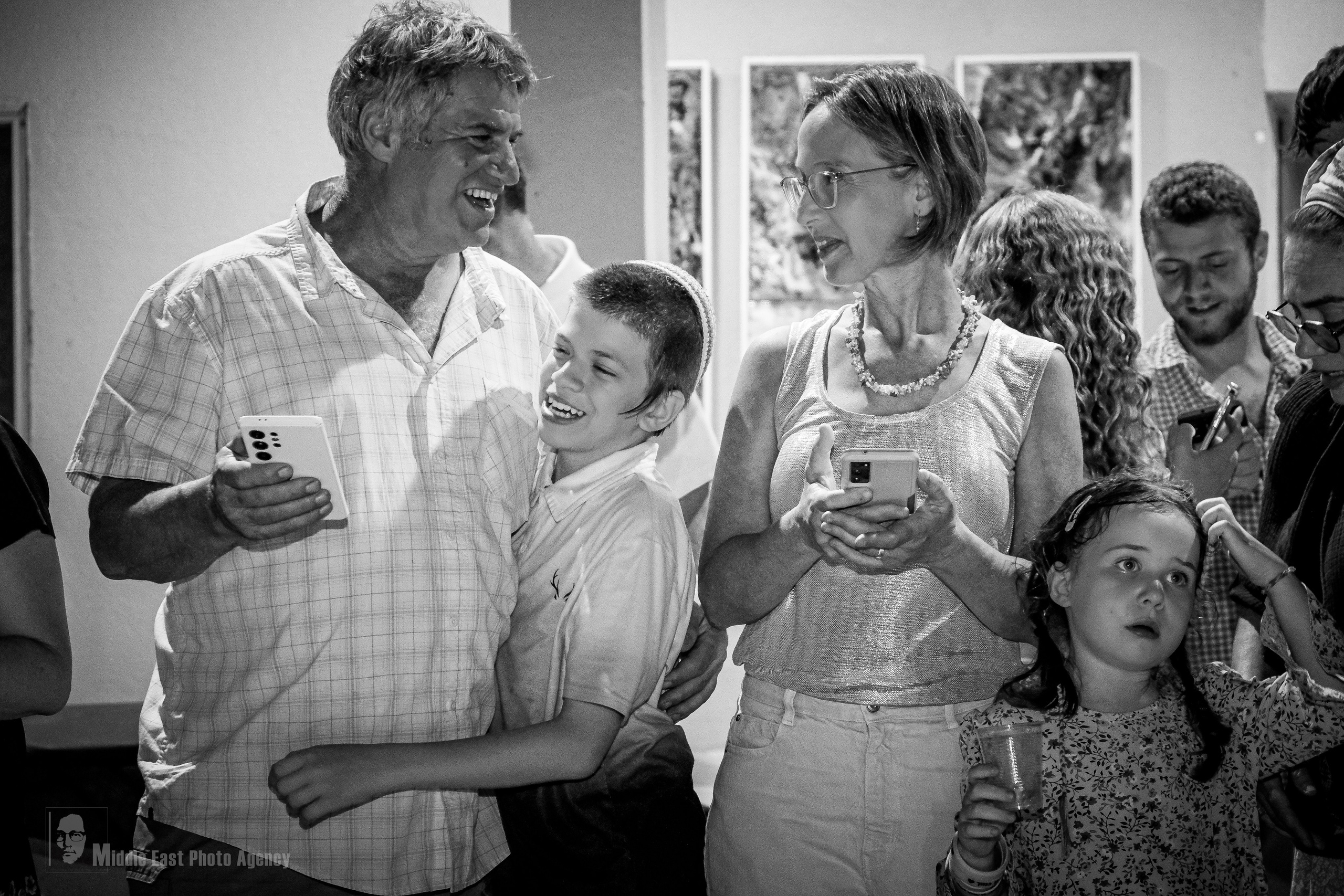 דוד שטראוס 13. Middle East Photo Agency — Photography & Event Magnets — סוכנות צילום והדפסת מגנטים לאירועים