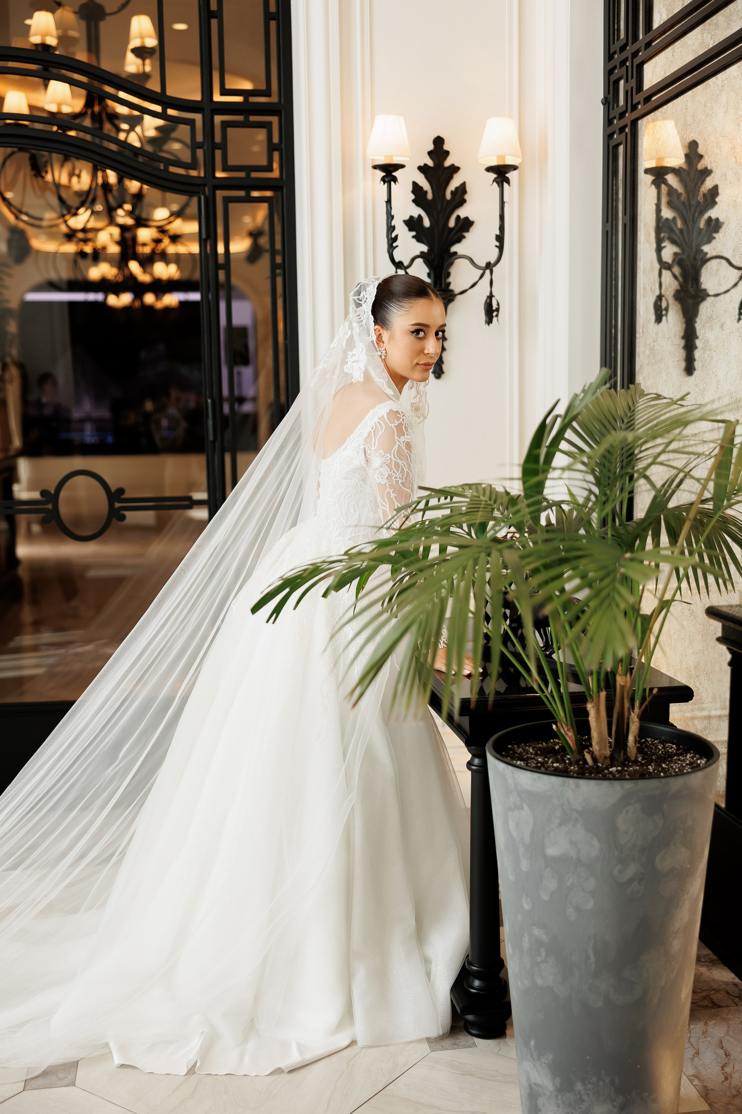 Serghei & Erica — Queen Residence. Servicii Foto și Video 067188353