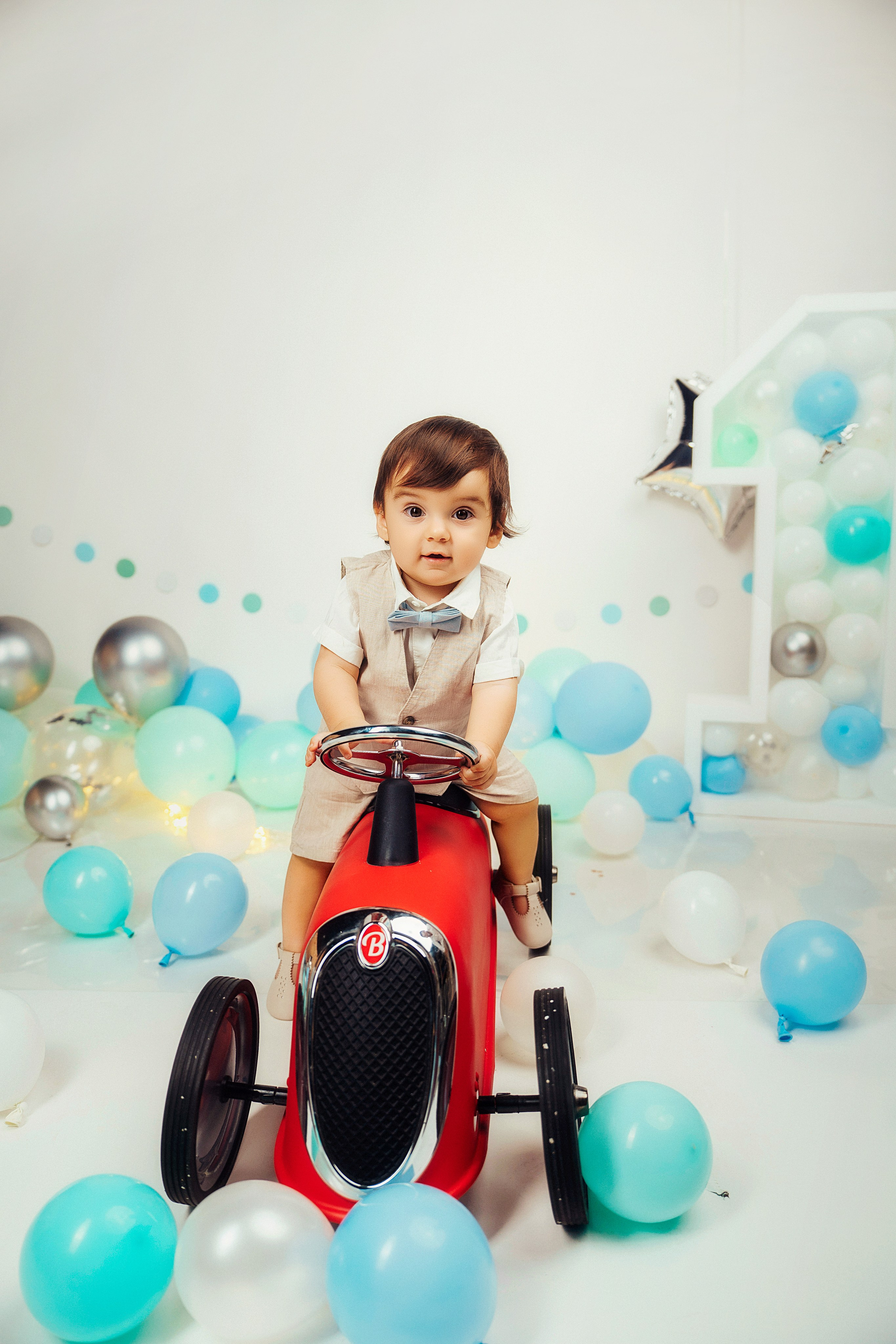 Cake smash. Fotógrafa en Tenerife: sesiones de fotos familiares y bodas — Tania Bonnet