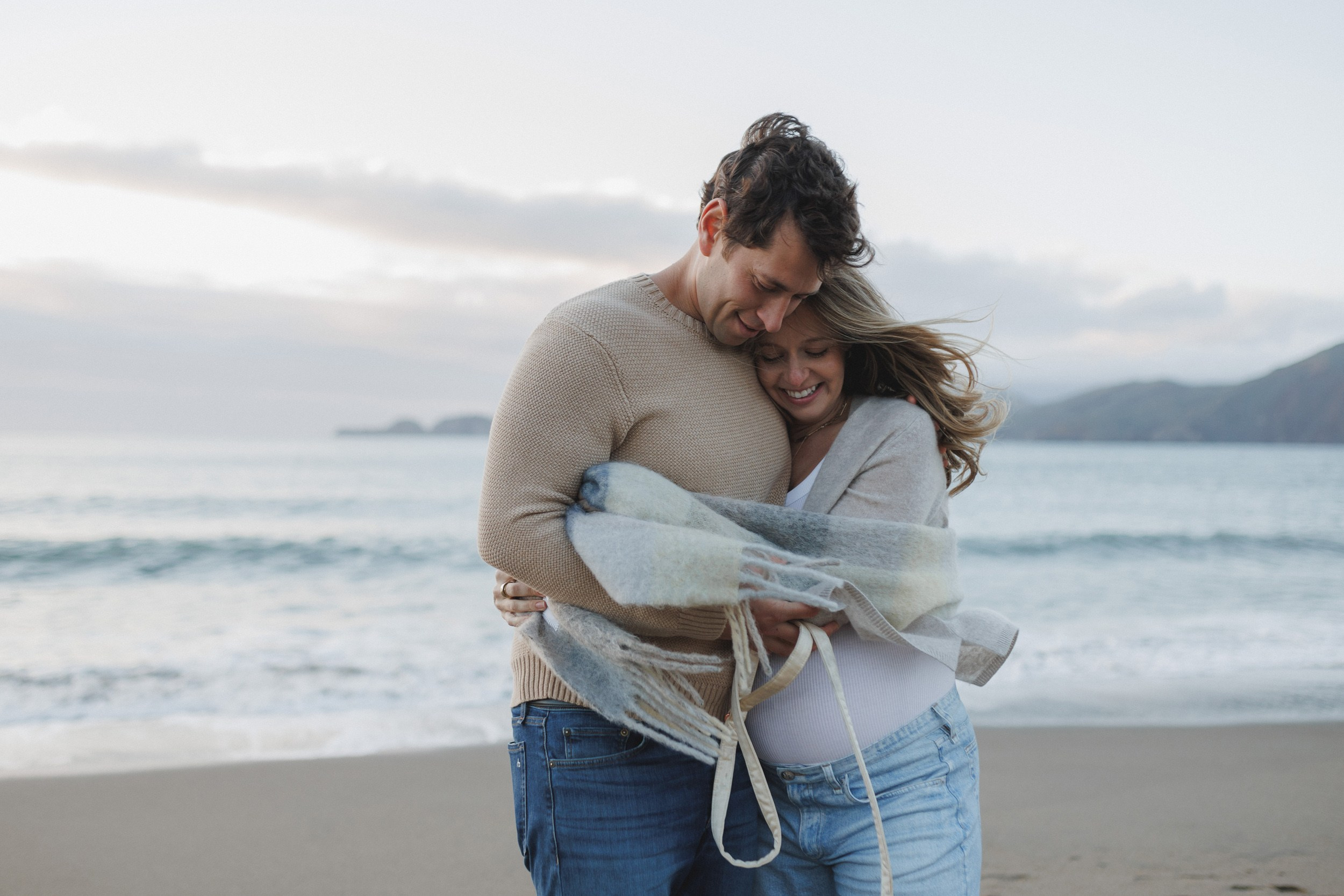 Baker Beach Maternity Session. Maternity, newborn photographer in the Bay Area|Iryna Rakivnenko