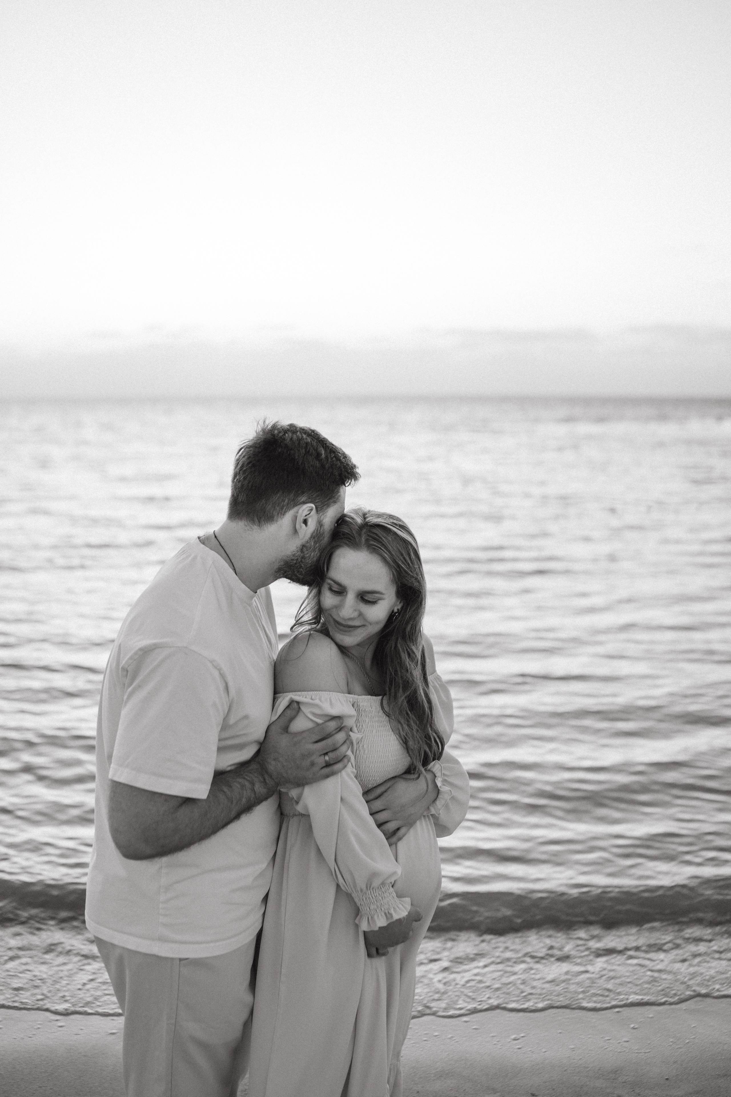 Dasha and Jenya. Maternity. Family photographer in Saudi Arabia