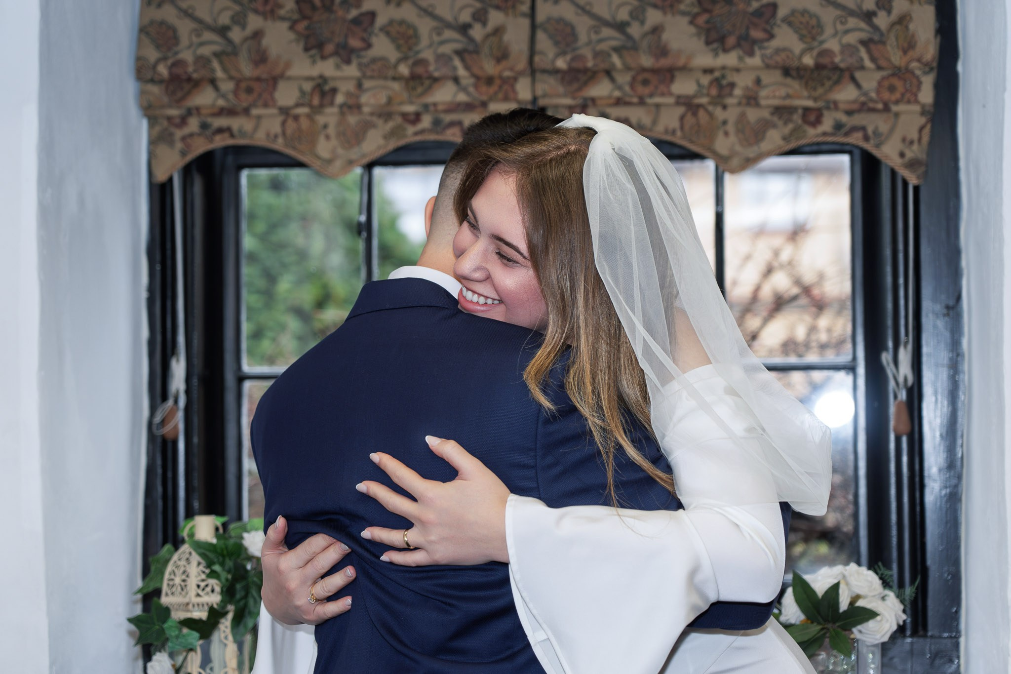 Book a wedding photographer and videographer in London. Wedding photographer in United Kingdom