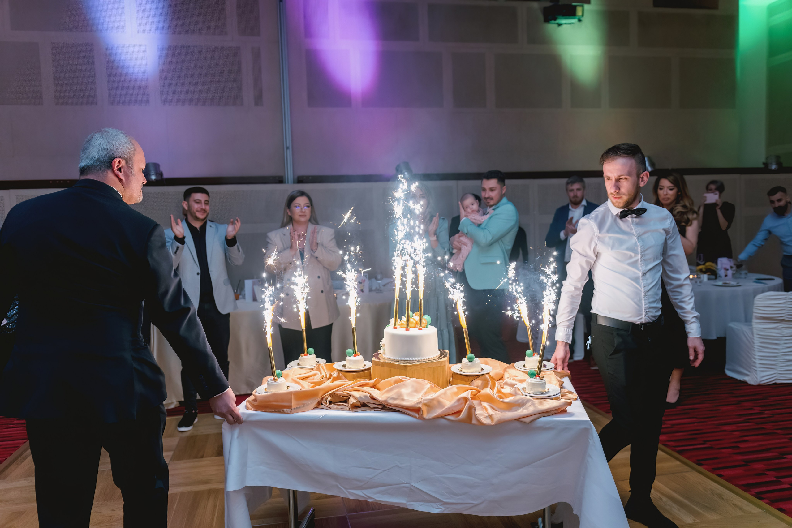 Fotografie De Botez MdimaFotoStudio. MDimaFotoStudio. Fotograf de nuntă, evenimente private și de familie