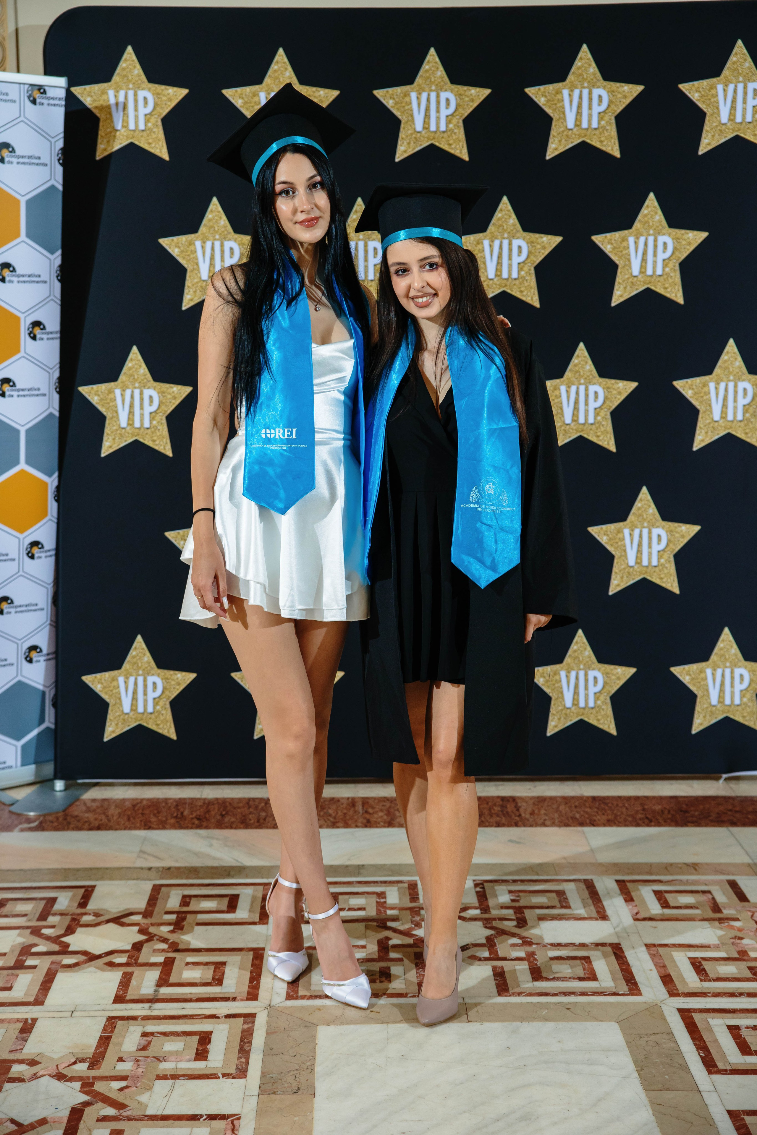 Festivitate de absolvire Universitatea ASE. MDimaFotoStudio. Fotograf de nuntă, evenimente private și de familie