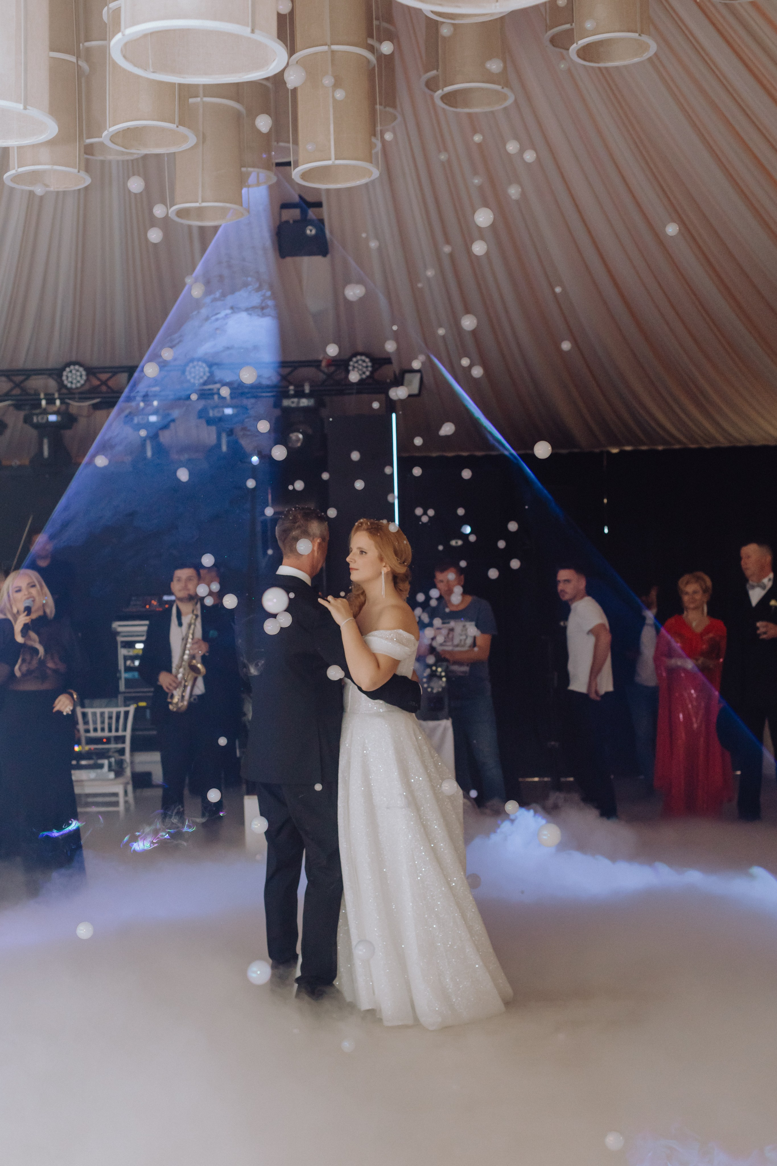 Alexandru & Maria. Wedding & couple photographer from Romania Rut Vetan