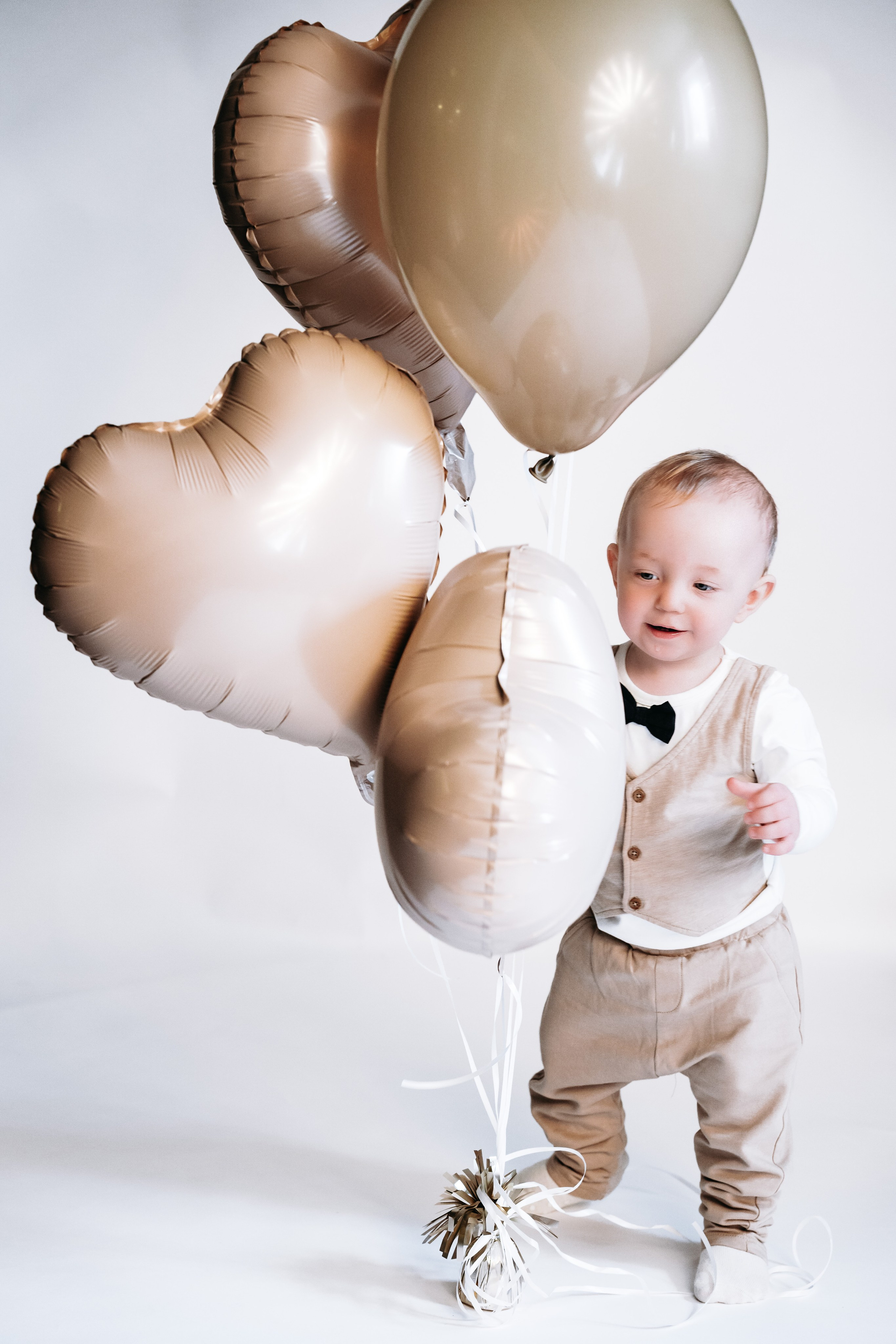 Firar 10 månader. Family and portrait photographer Natalja Biteniece