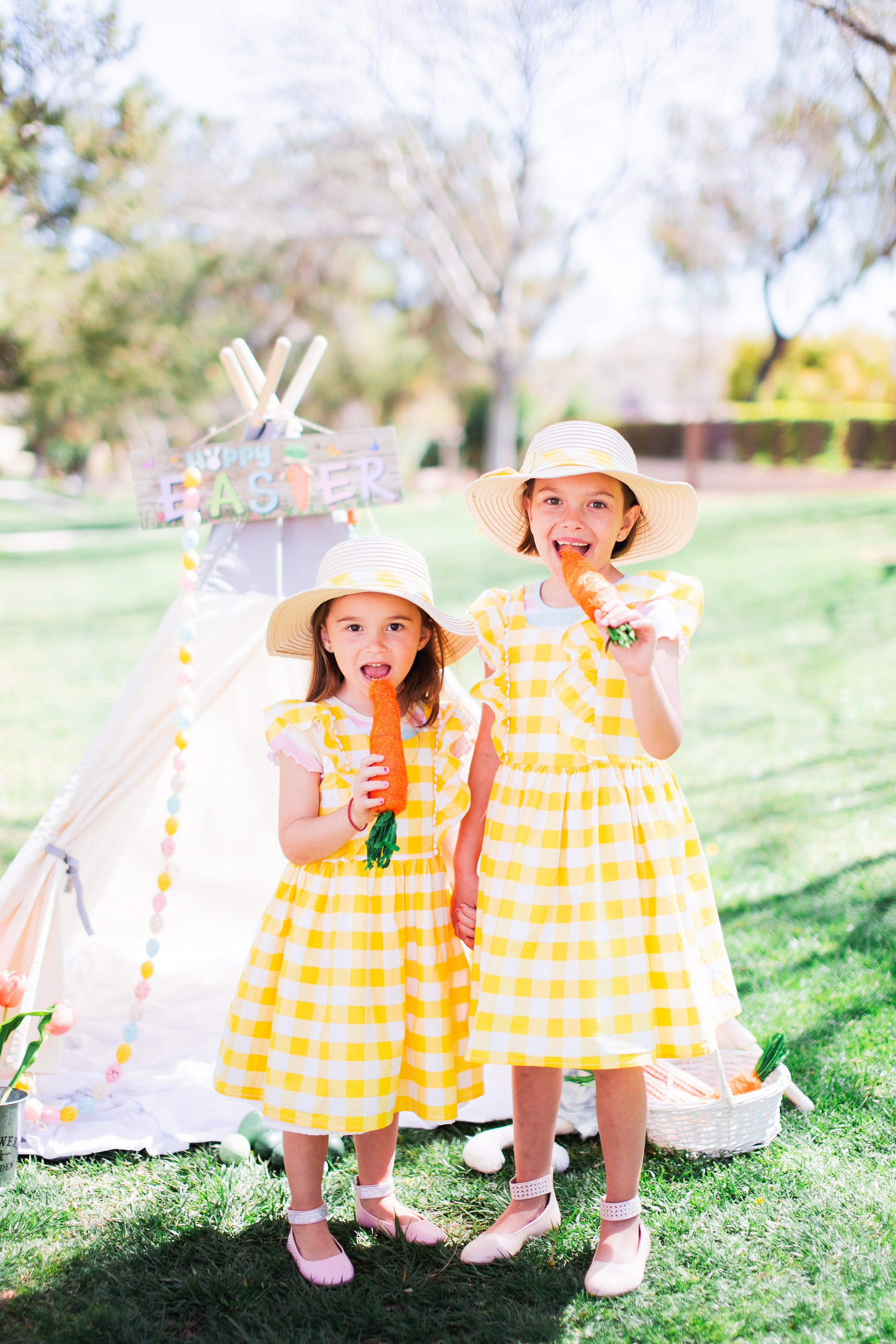 Easter 2023. Wedding & elopement photographer Viktoriya Kravtsov. Las Vegas