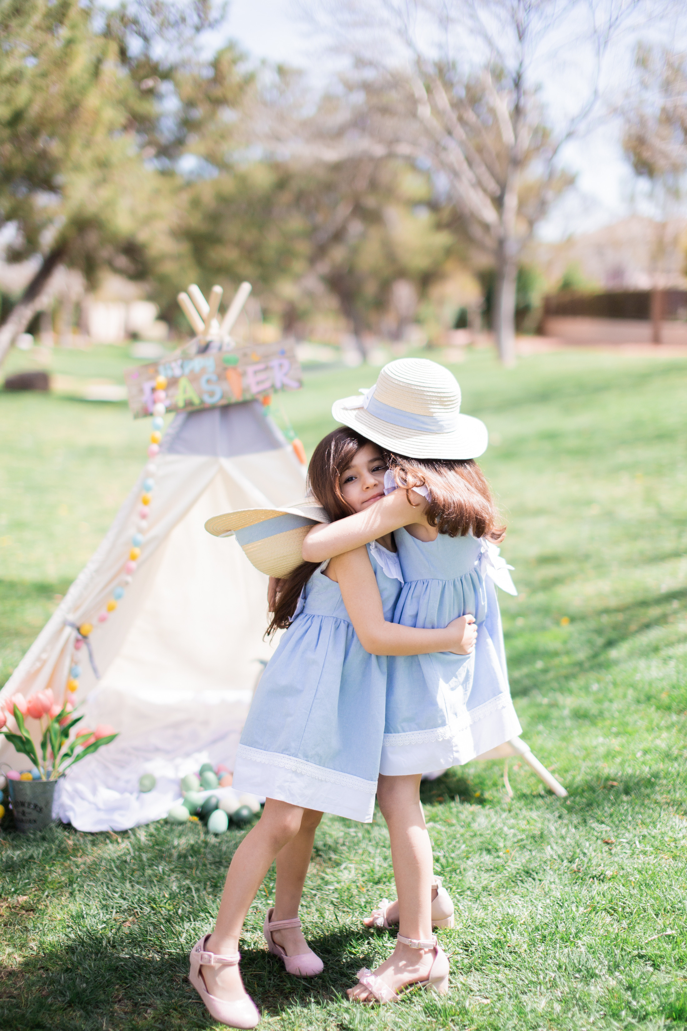 Easter 2023. Wedding & elopement photographer Viktoriya Kravtsov. Las Vegas