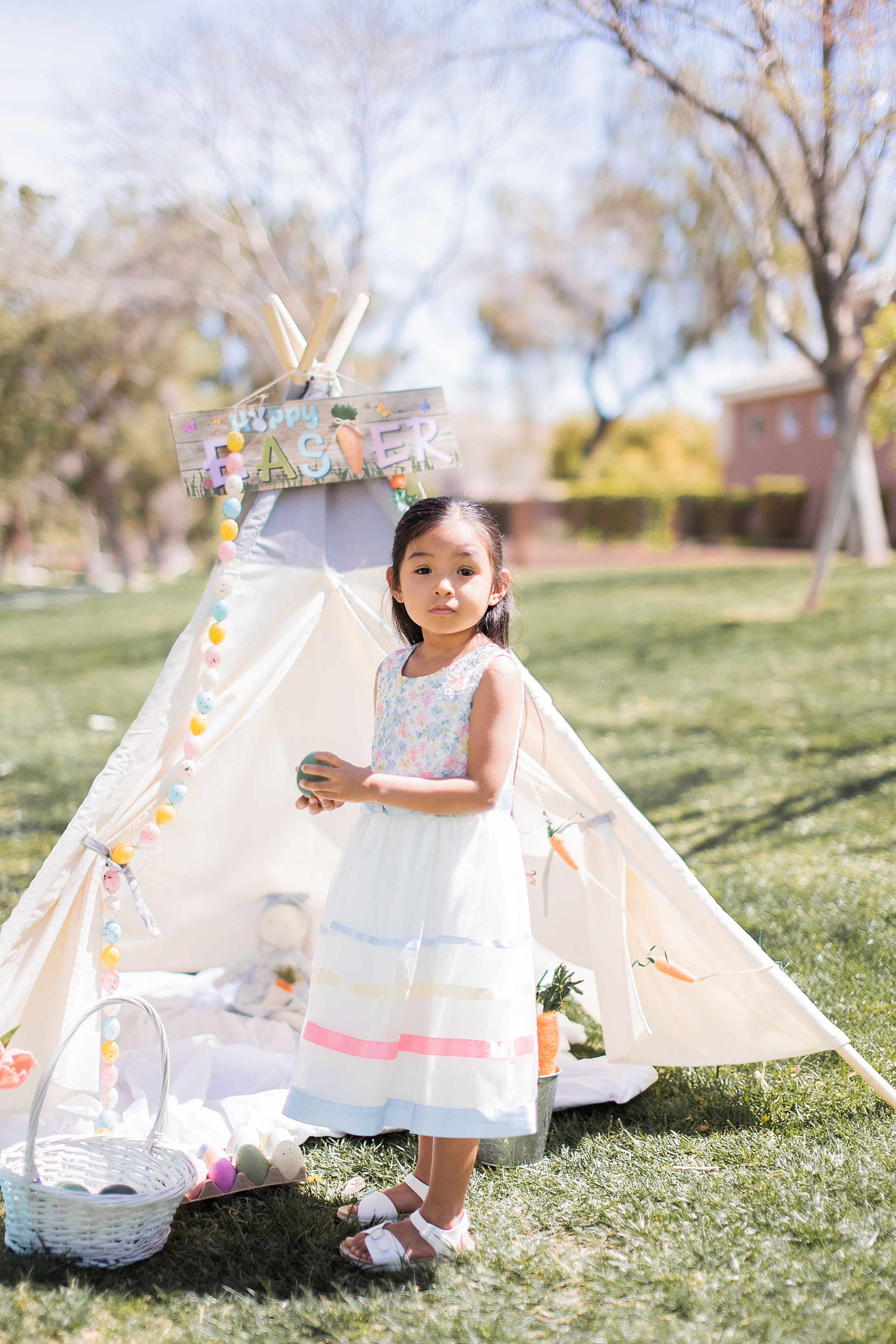 Easter 2023. Wedding & elopement photographer Viktoriya Kravtsov. Las Vegas