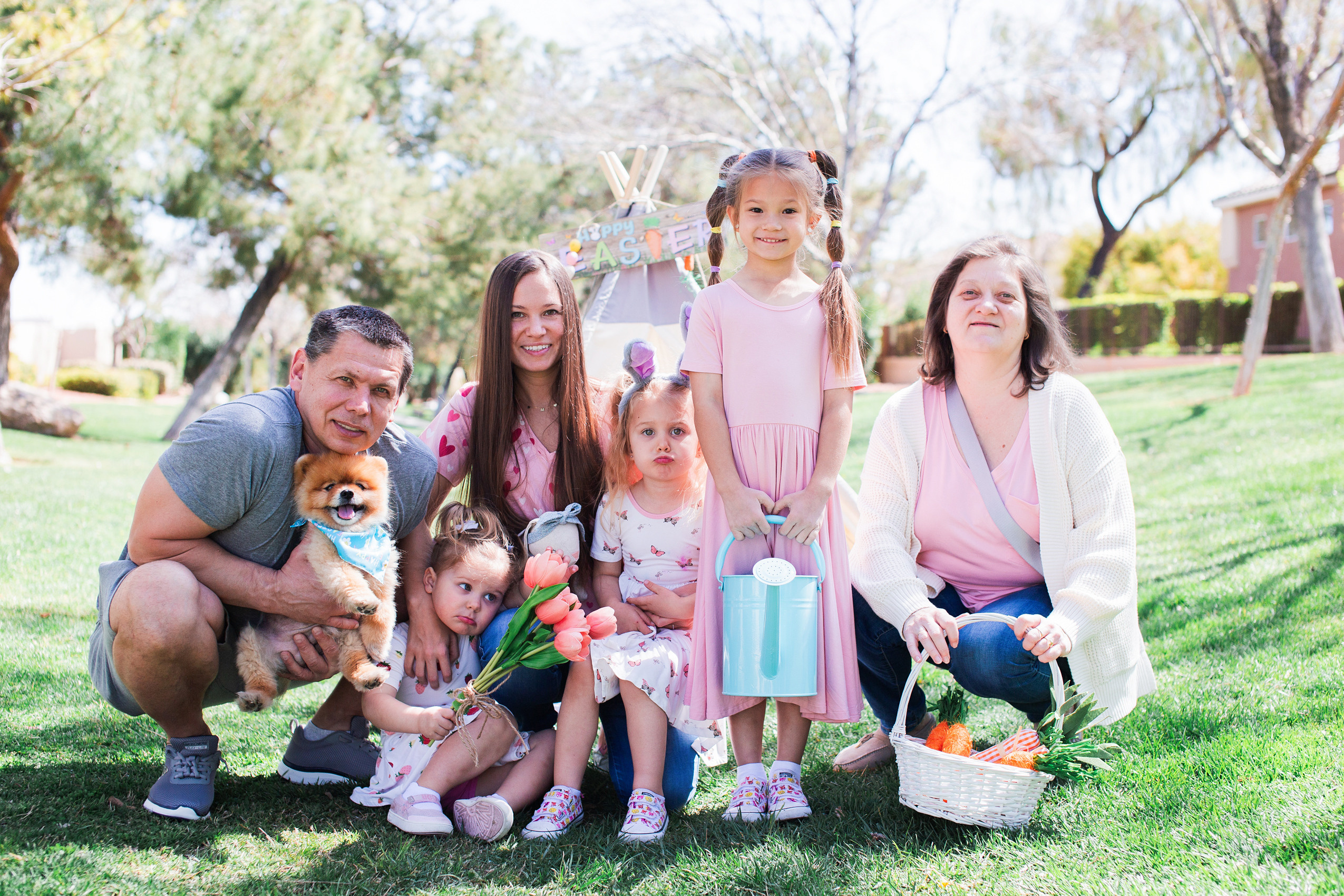 Easter 2023. Wedding & elopement photographer Viktoriya Kravtsov. Las Vegas