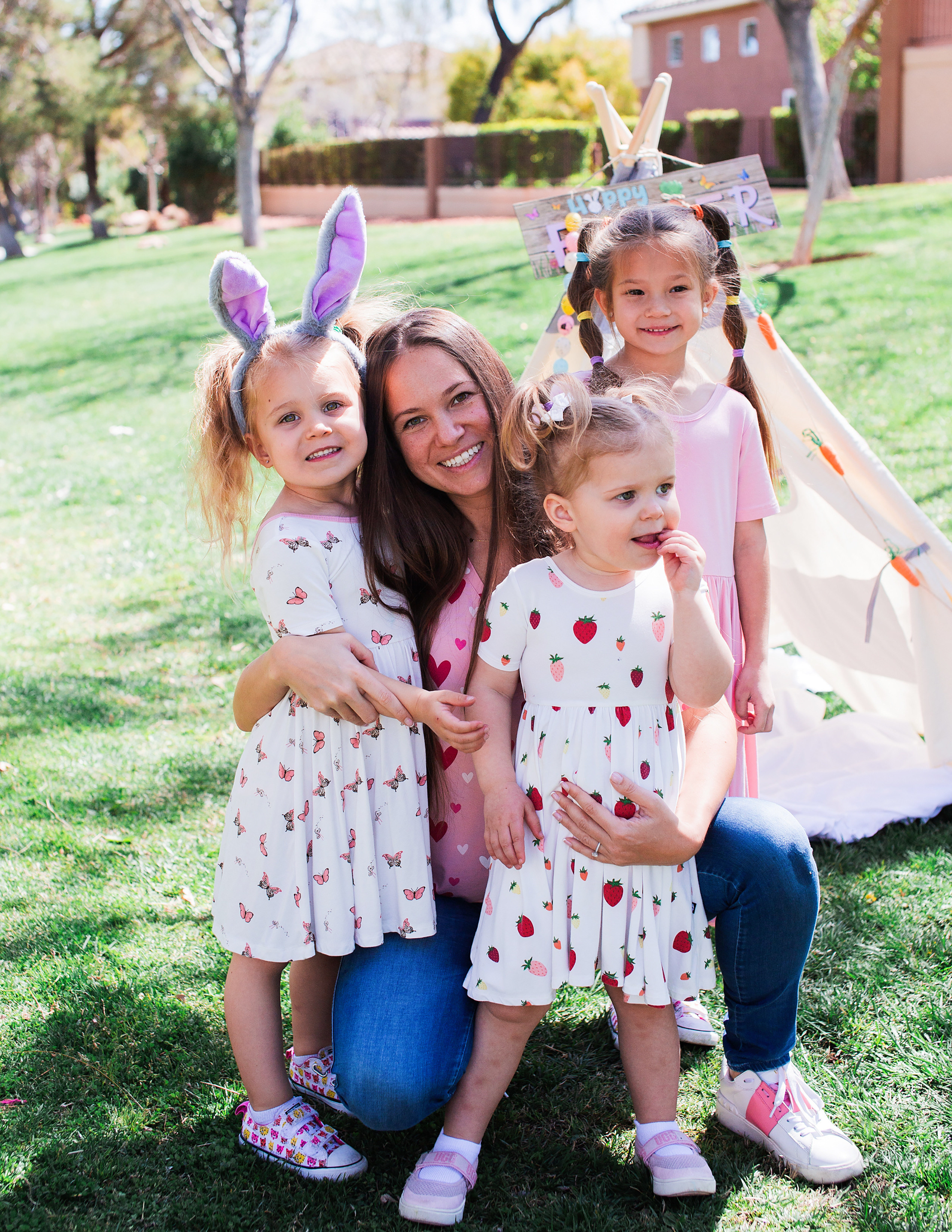 Easter 2023. Wedding & elopement photographer Viktoriya Kravtsov. Las Vegas