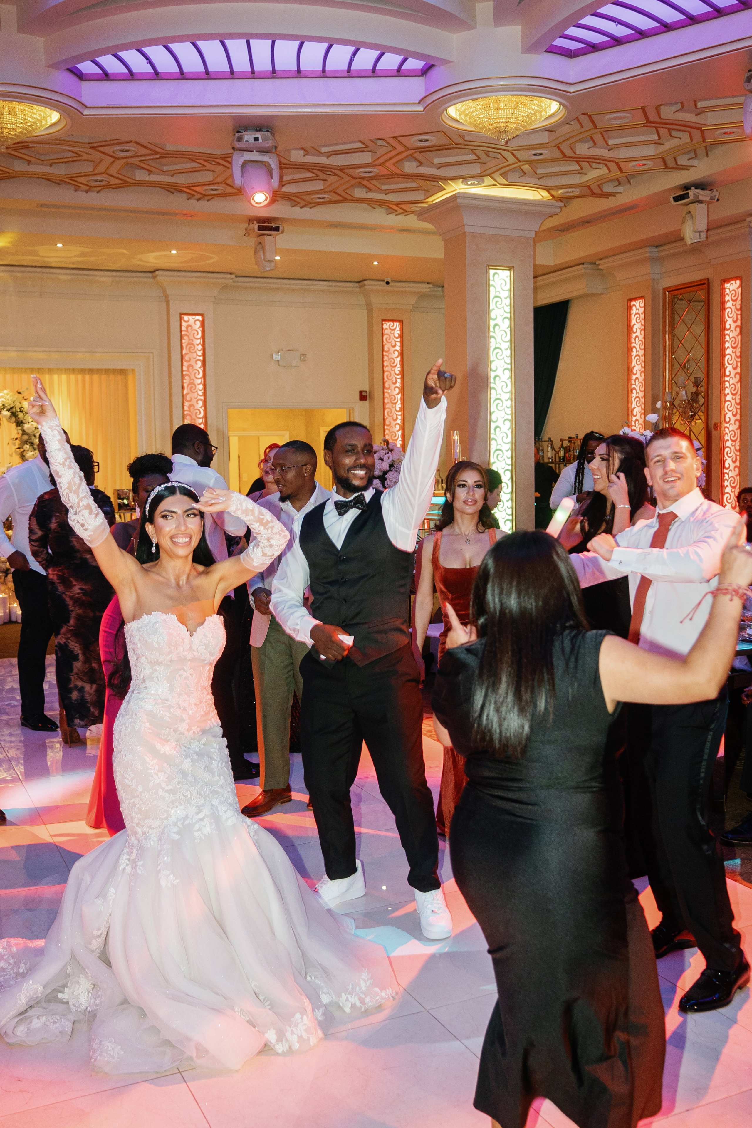 Wedding at Bella Blanca Los Angeles. Wedding Photography & Videography Team in California, Los Angeles, San Francisco, San Diego and Travel