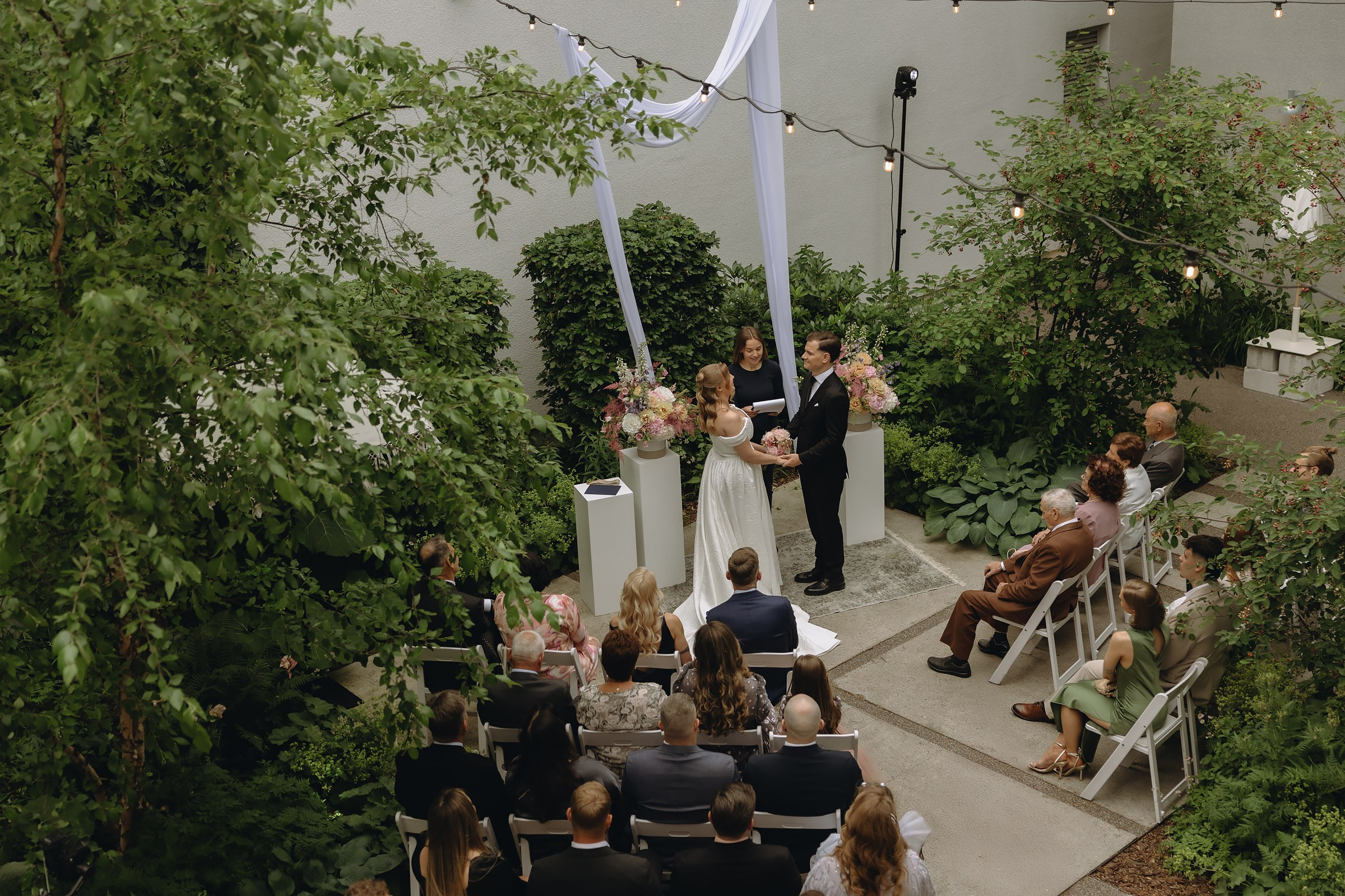 Paulina ir Deividas | vestuvės Vynvytyje | Kaunas 2025. Vestuvių ir šeimų fotografė Lena Bondarenko / belove photo