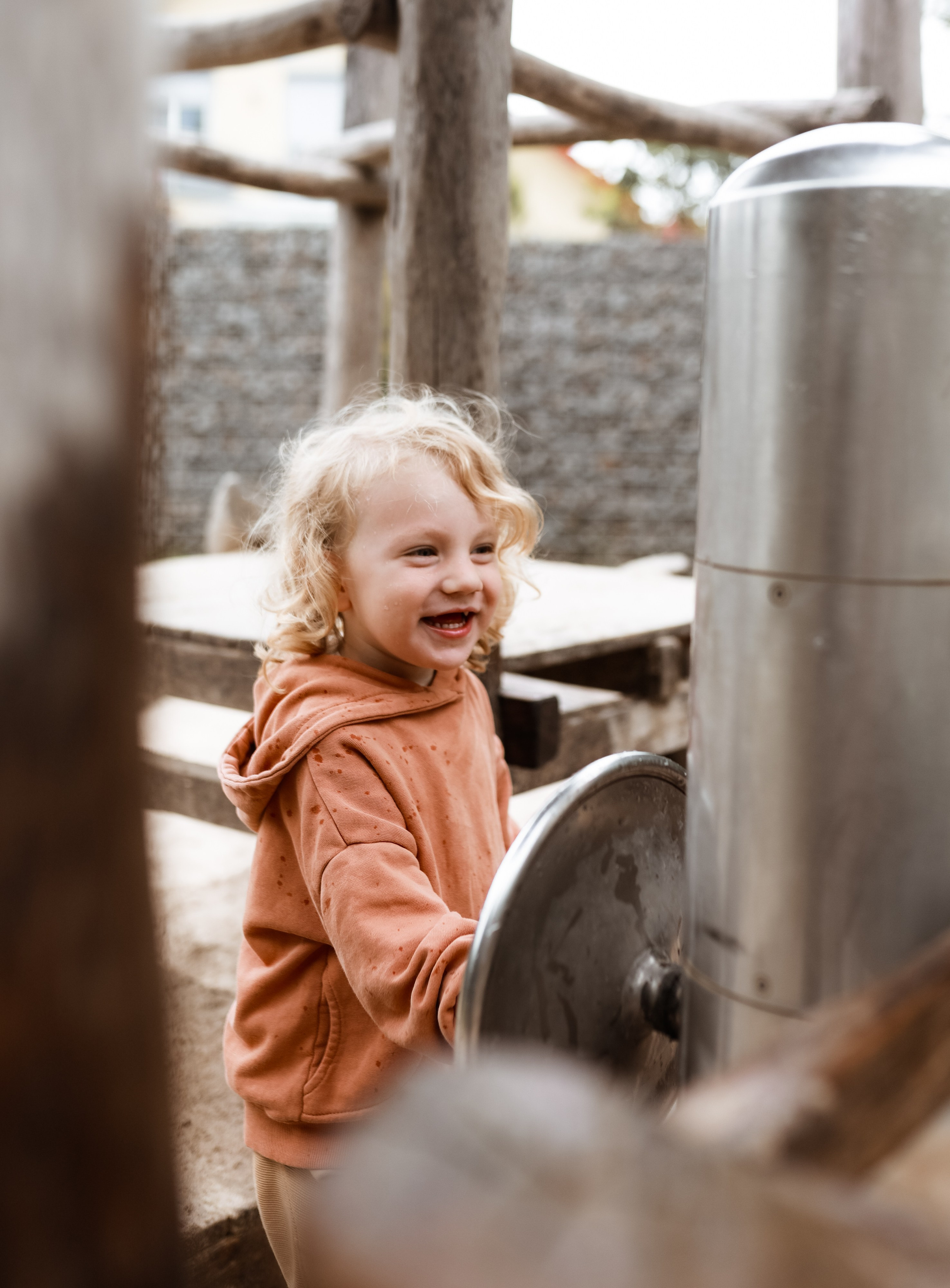 Kindergartenfotografie in der Pfalz: zeitlos, natürlich & authentisch. Für Kitas in Haßloch, Schwetzingen, Neustadt an der Weinstraße & Speyer.