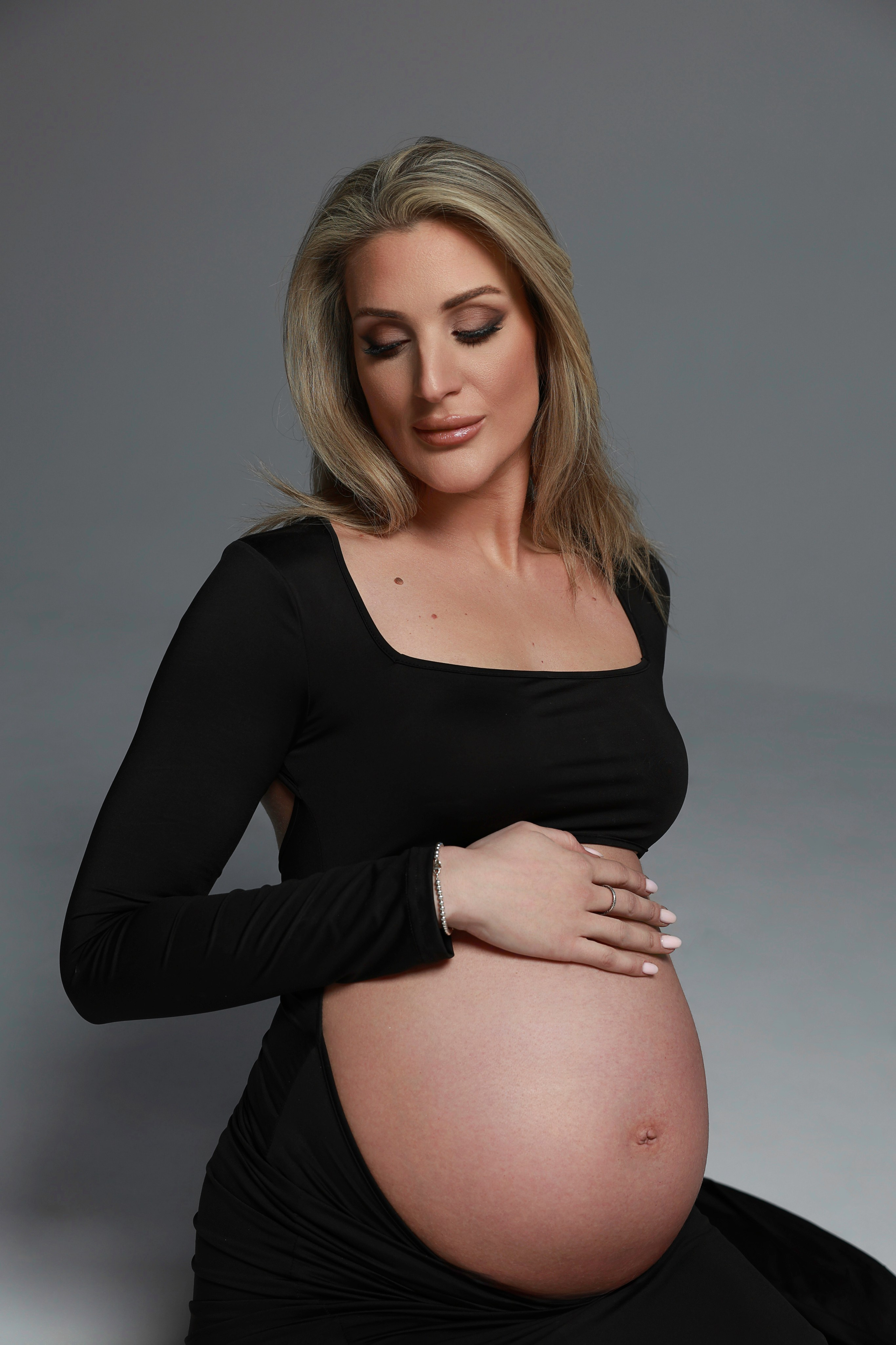 Pregnancy. LUCIA KOVA I photographer