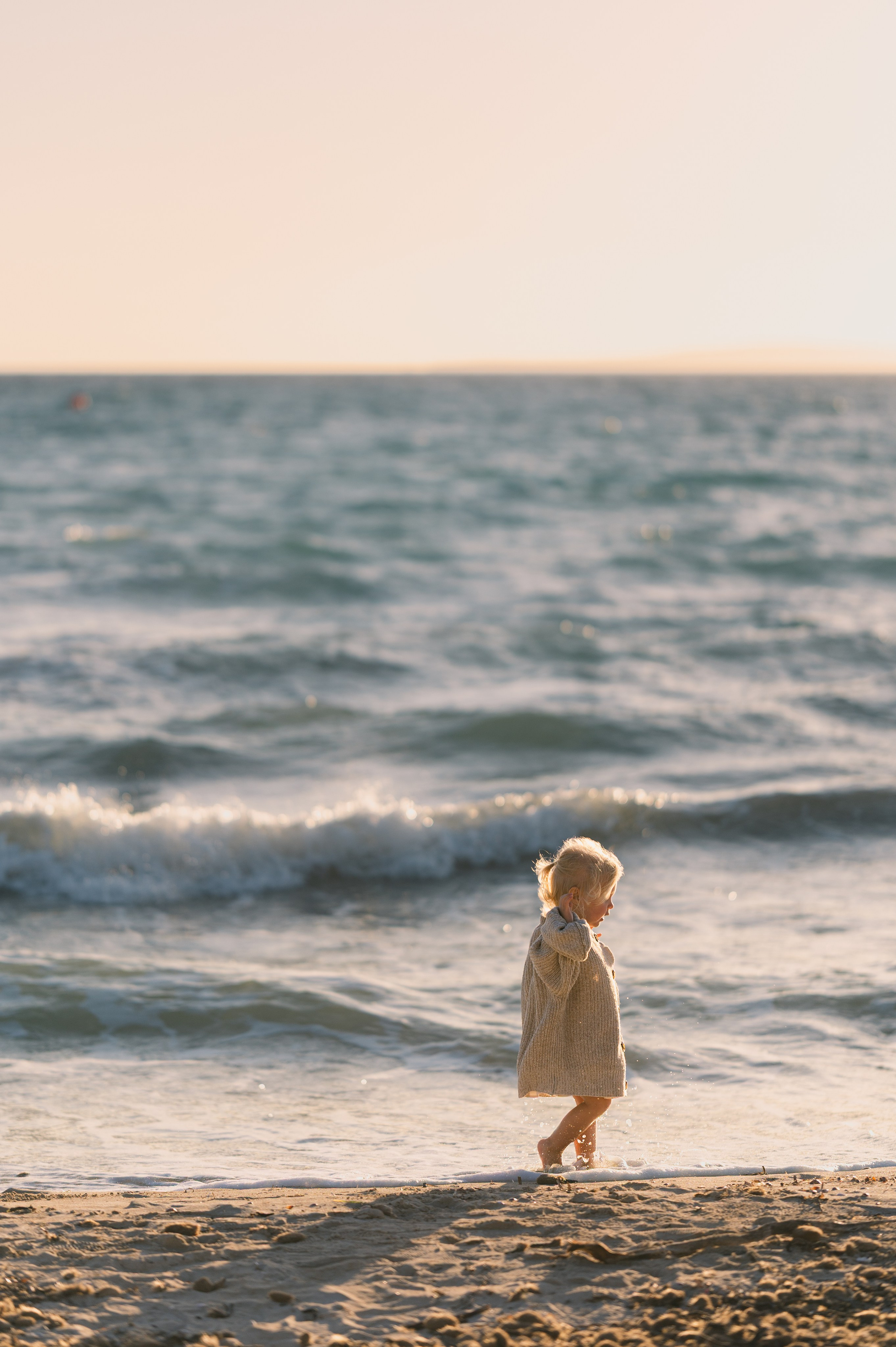 Family & Couple Photoshoot Mallorca S’Arenal Beach — Sunset Session. Photographer in Mallorca