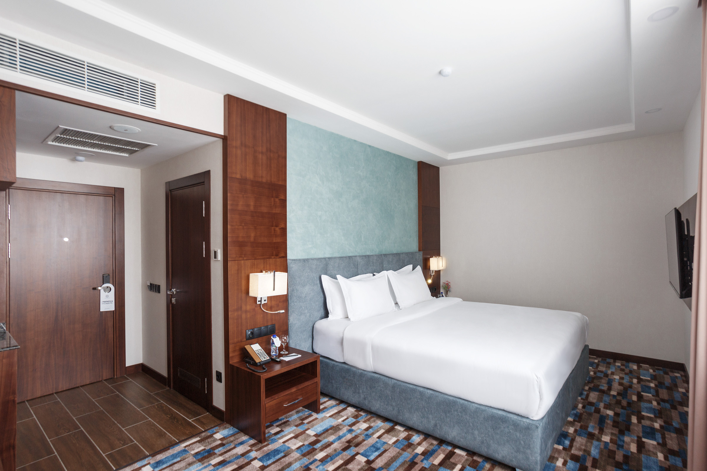 Photographing the interiors of hotels in Tashkent, Uzbekistan