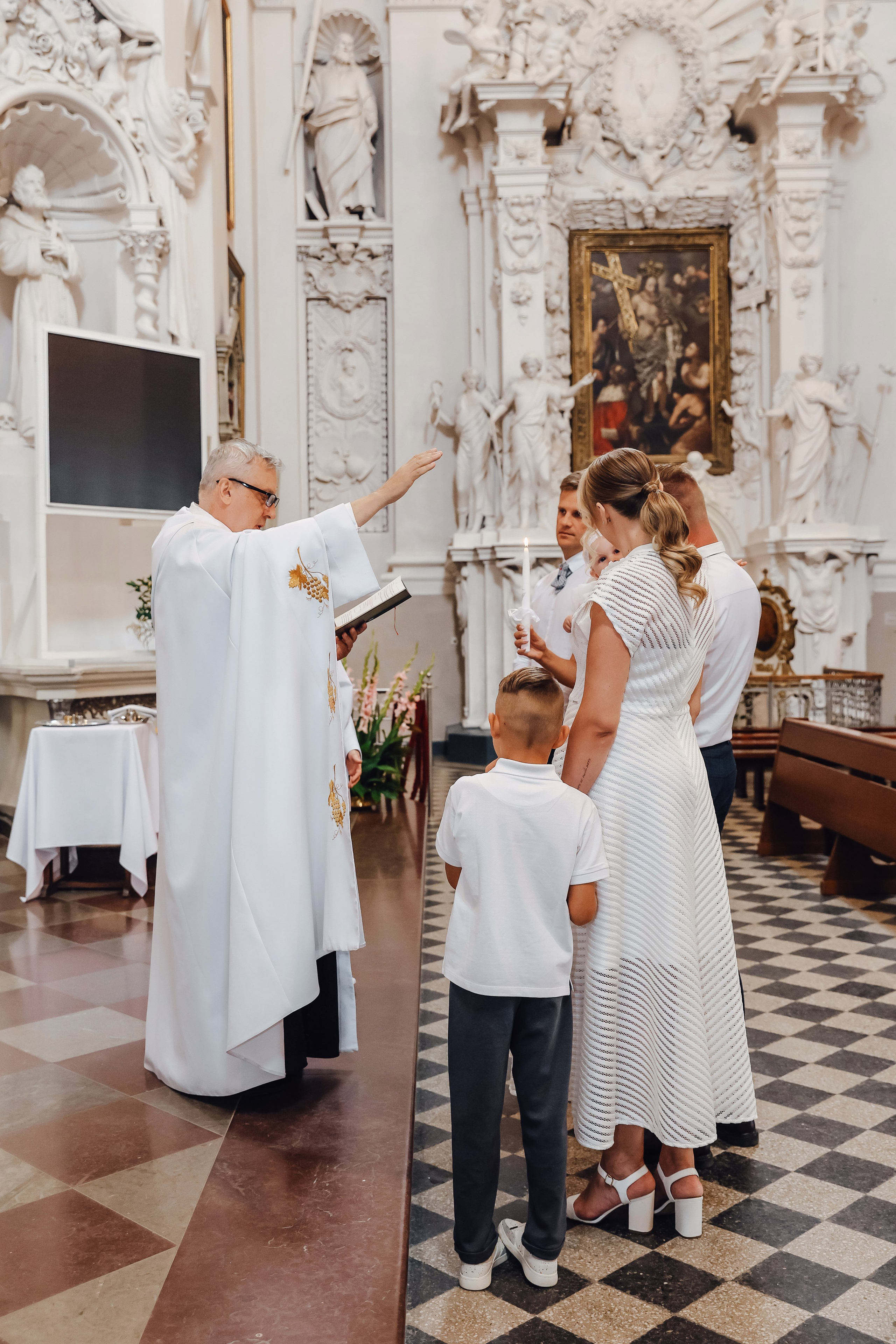 Портфолио: Таинство крещения. Fashion и портретный фотограф в Вильнюсе