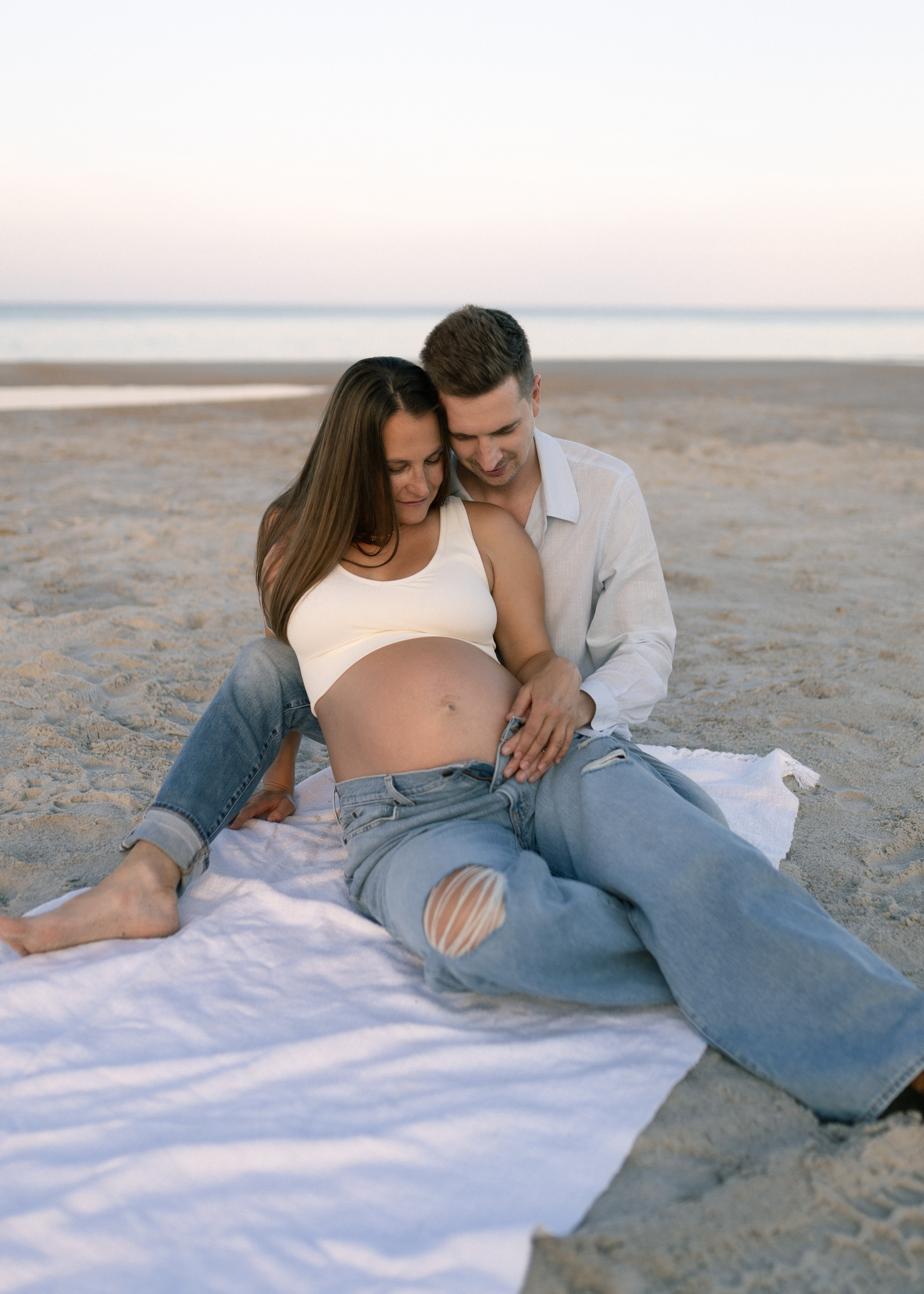 T + A Maternity at the Beach. Portrait and couples photographer in Florida, Valeriia Honcharova
