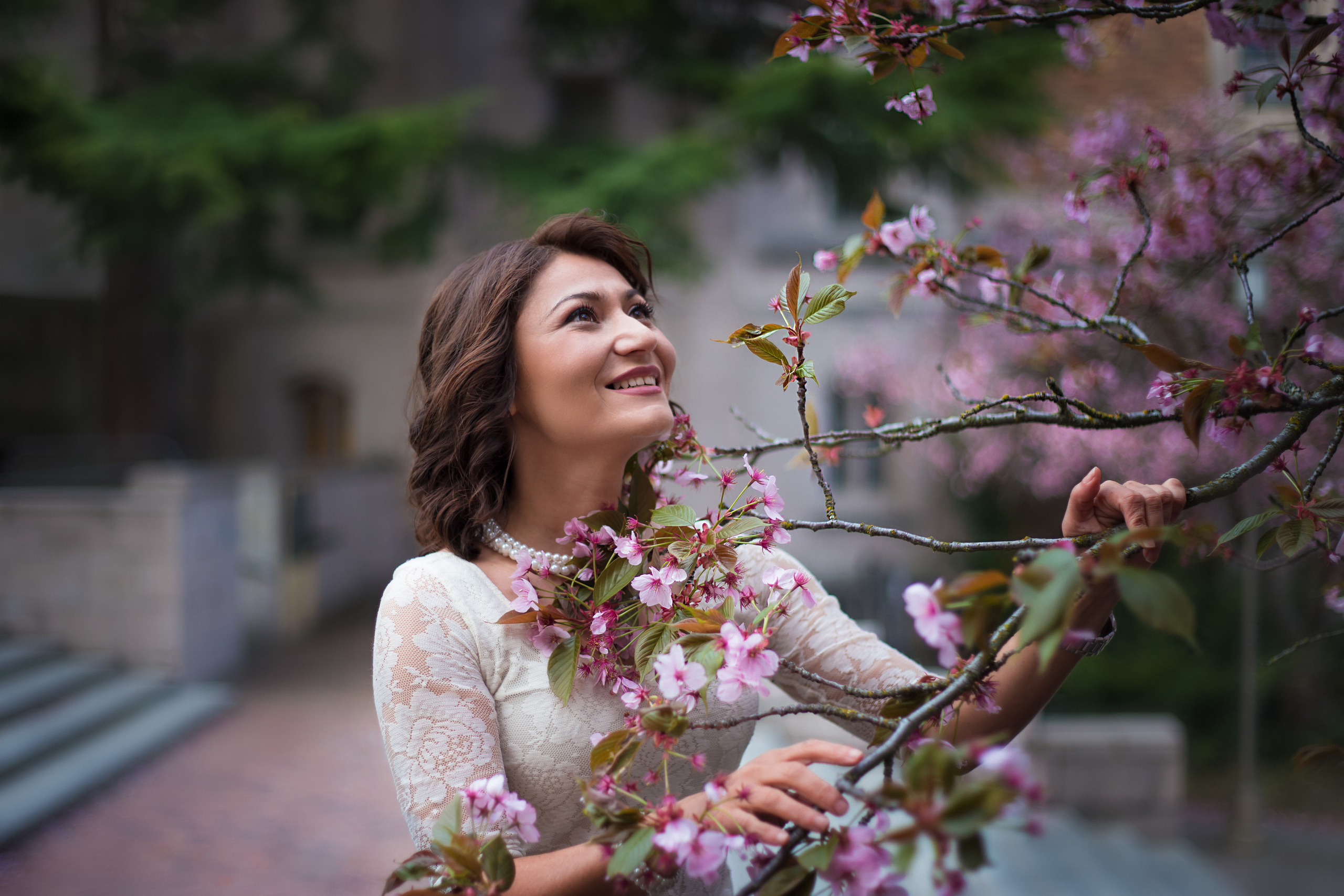 Cherry blossoms. YuAnna studio. Family & Kids Photographer in Seattle area, located in