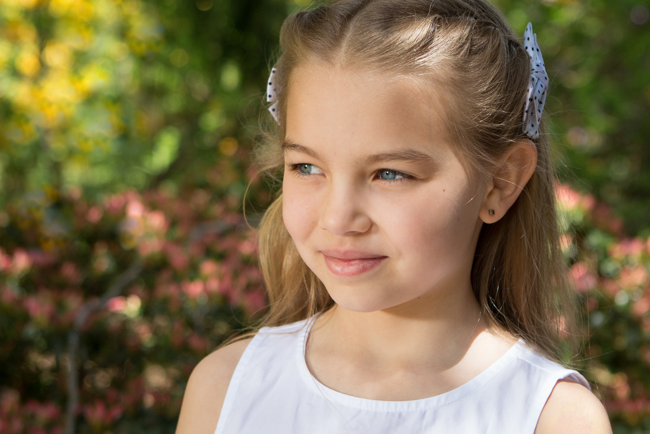 Spring. YuAnna studio. Family & Kids Photographer in Seattle area, located in