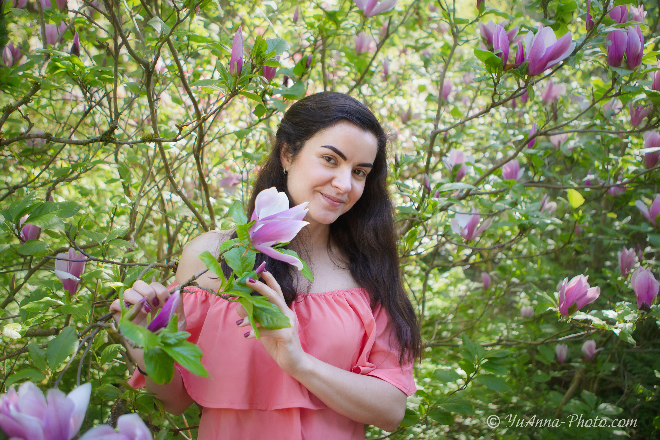Spring Blossom. YuAnna studio. Family & Kids Photographer in Seattle area, located in