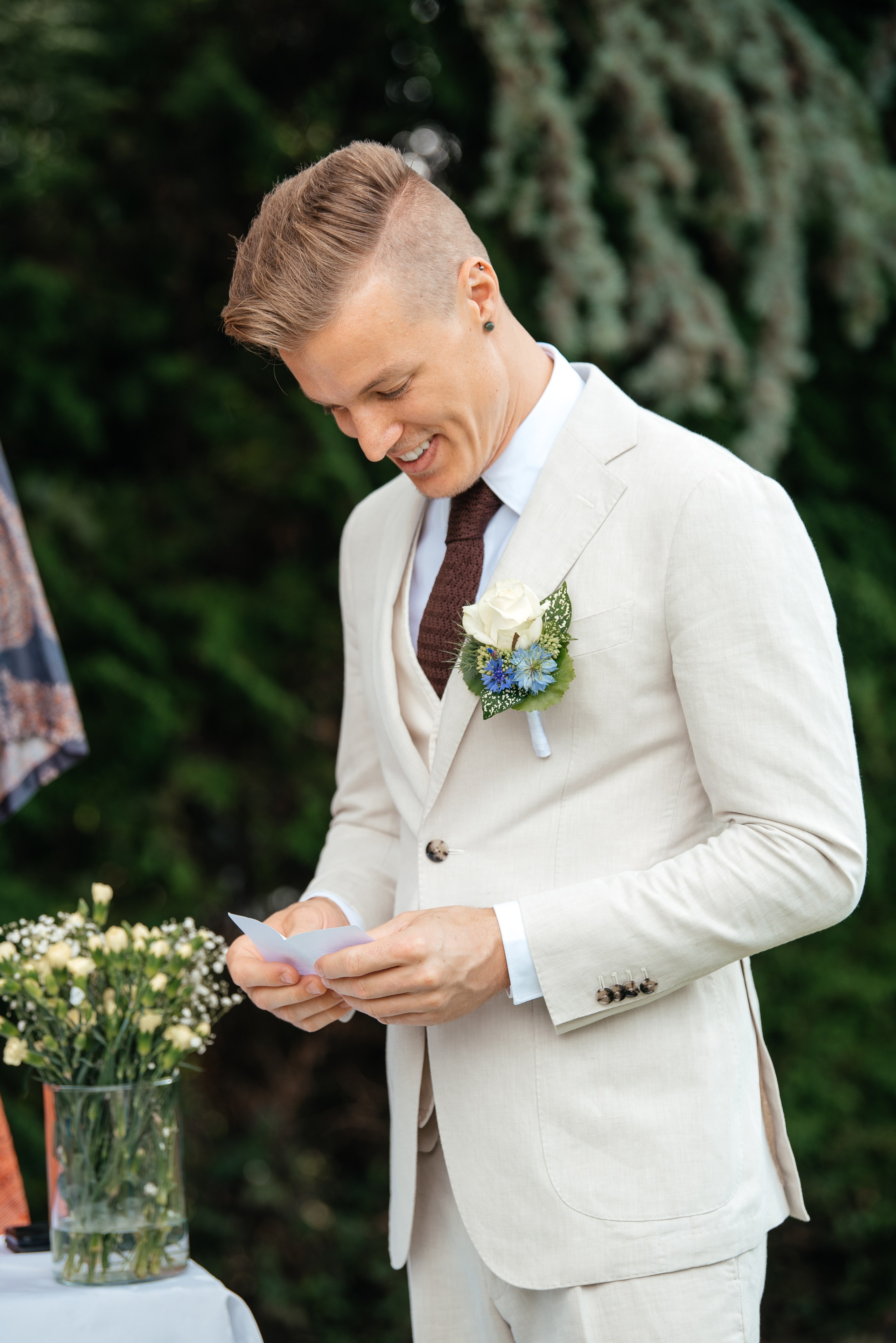 KAIANE & BENJAMIN Meilen, Switzerland. I am Elena Altendorfer. Wedding photographer in Zurich and Switzerland