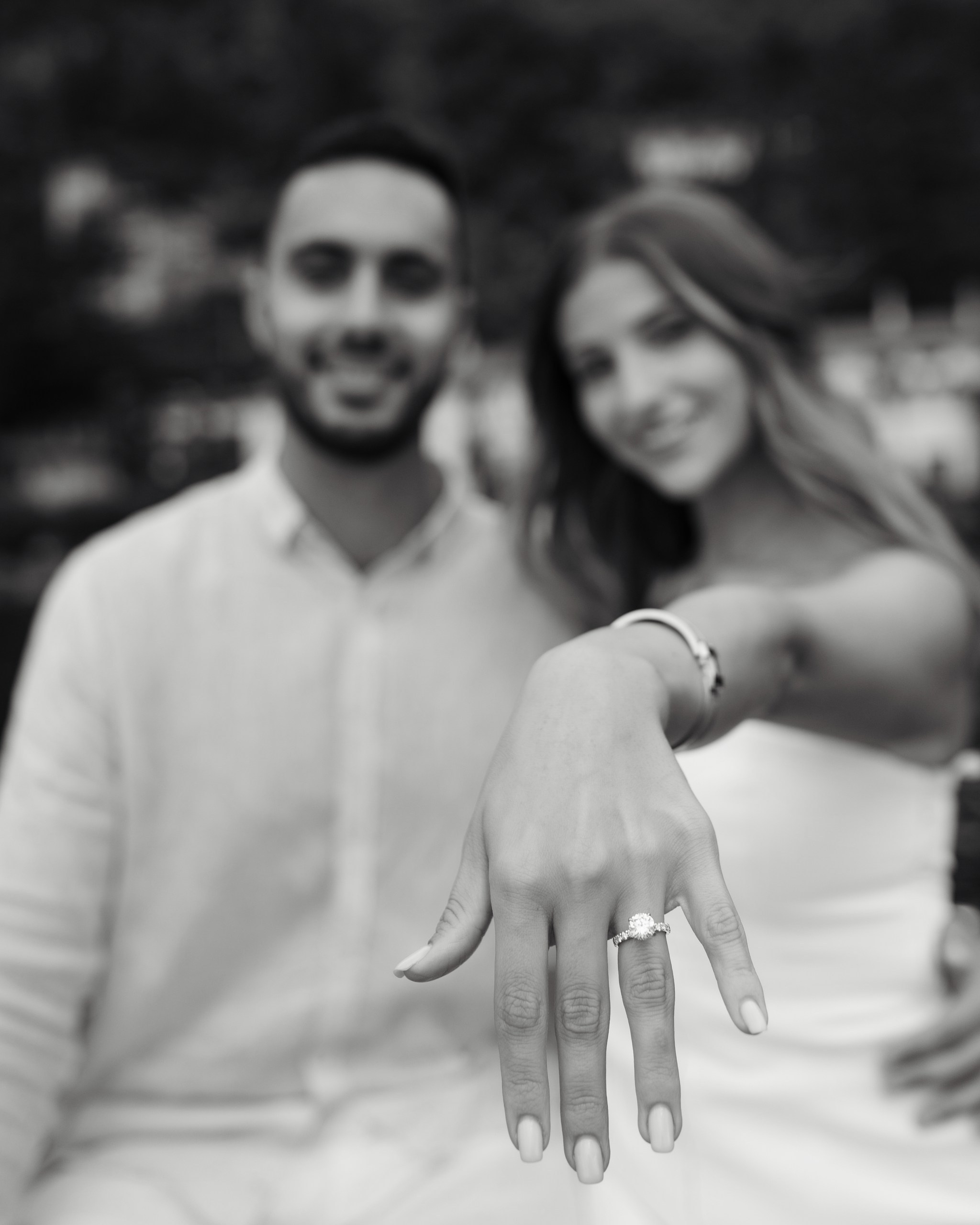 Wedding proposal Varenna. Fotografo matrimonio Lago di Como Ferrari Media Production