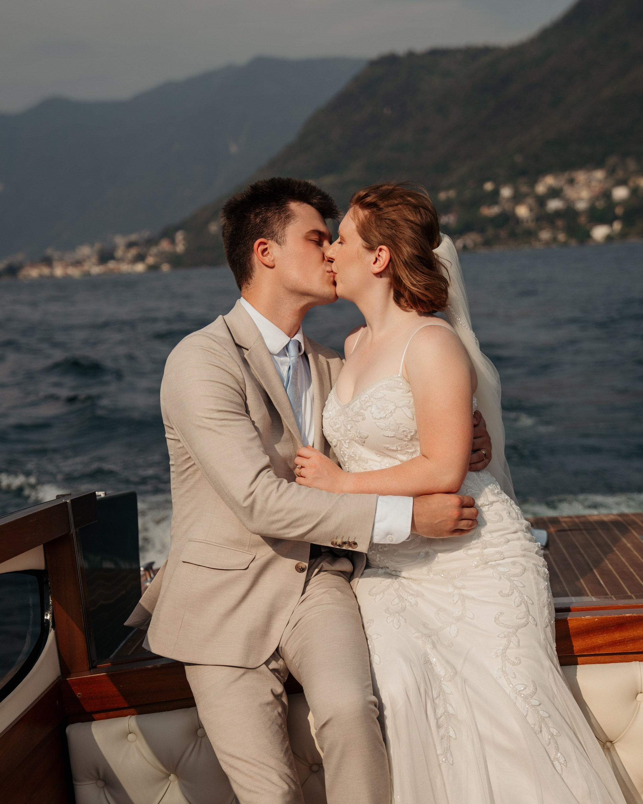 Cernobbio, Boat and Villa Olmo. Wedding Photographer Lake Como Ferrari Media Production