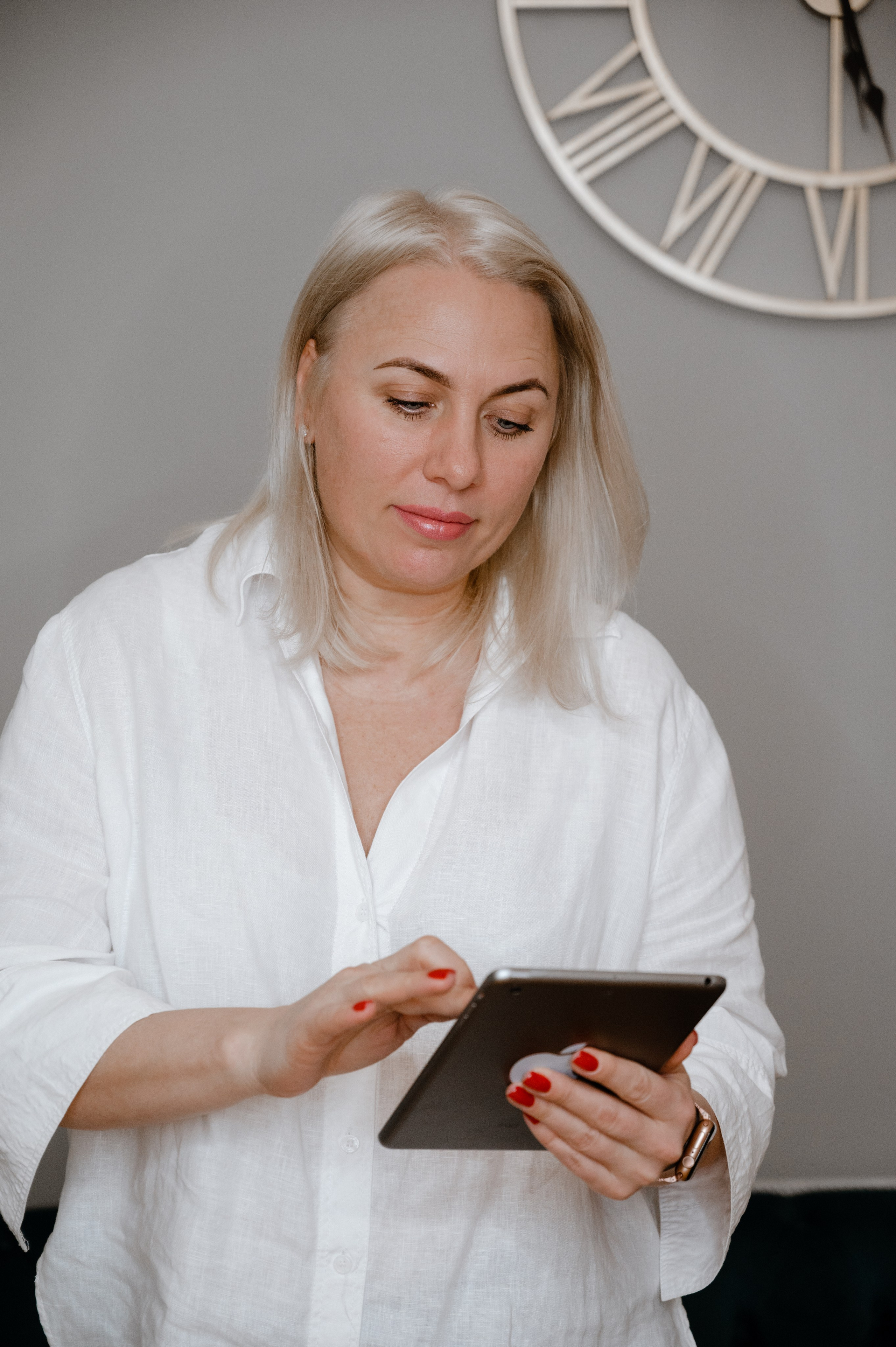 Astudio beauty studio in Prague. ANNA-MARIA PHOTO CONTENT CREATOR — фотограф, эстет, художник и визуальный эксперт в Instagram, работающий в Праге