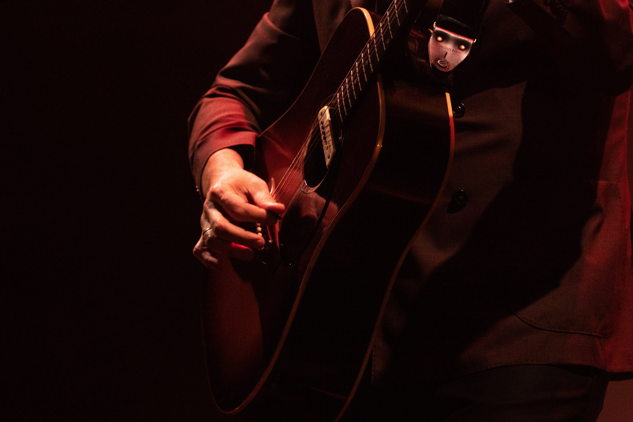 BRUNORI SAS // UNIPOL ARENA BOLOGNA. Francesco Mion // Sport & Live Music Photographer