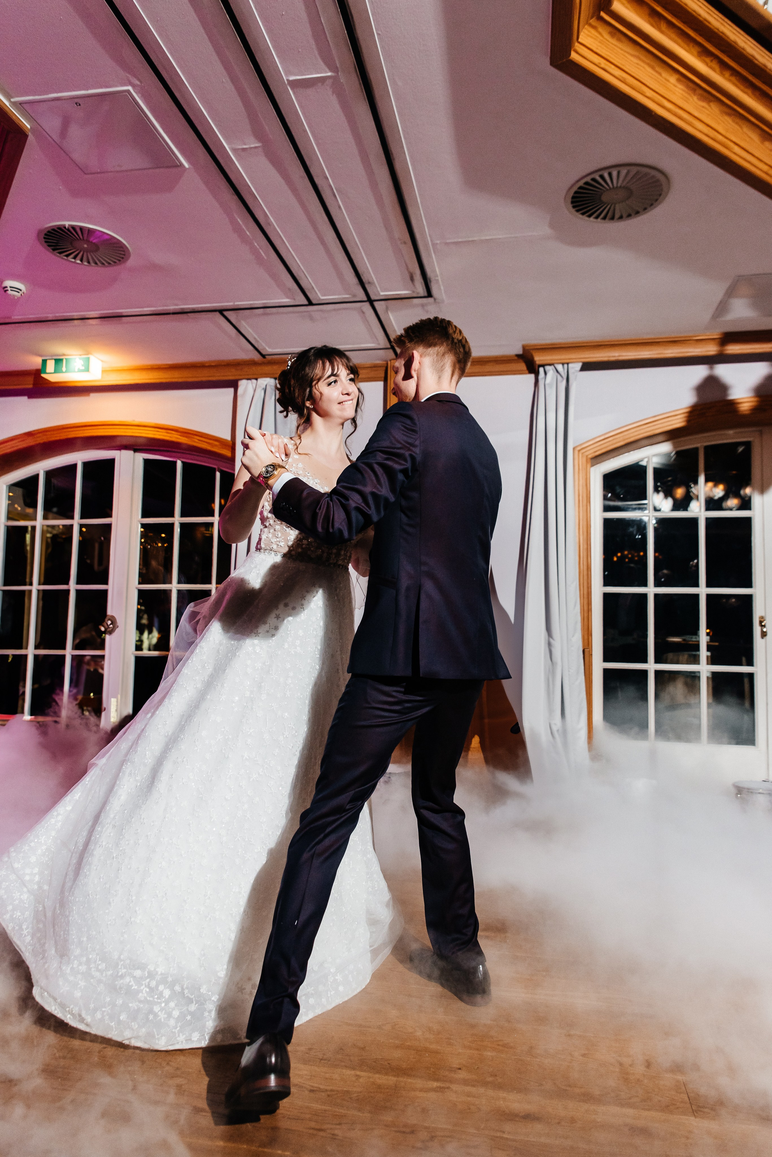 Dzień ślubny Vanessa & Philipp. Eugene Save – Fotograf Ślubny i Rodzinny | Warszawa i Cała Polska