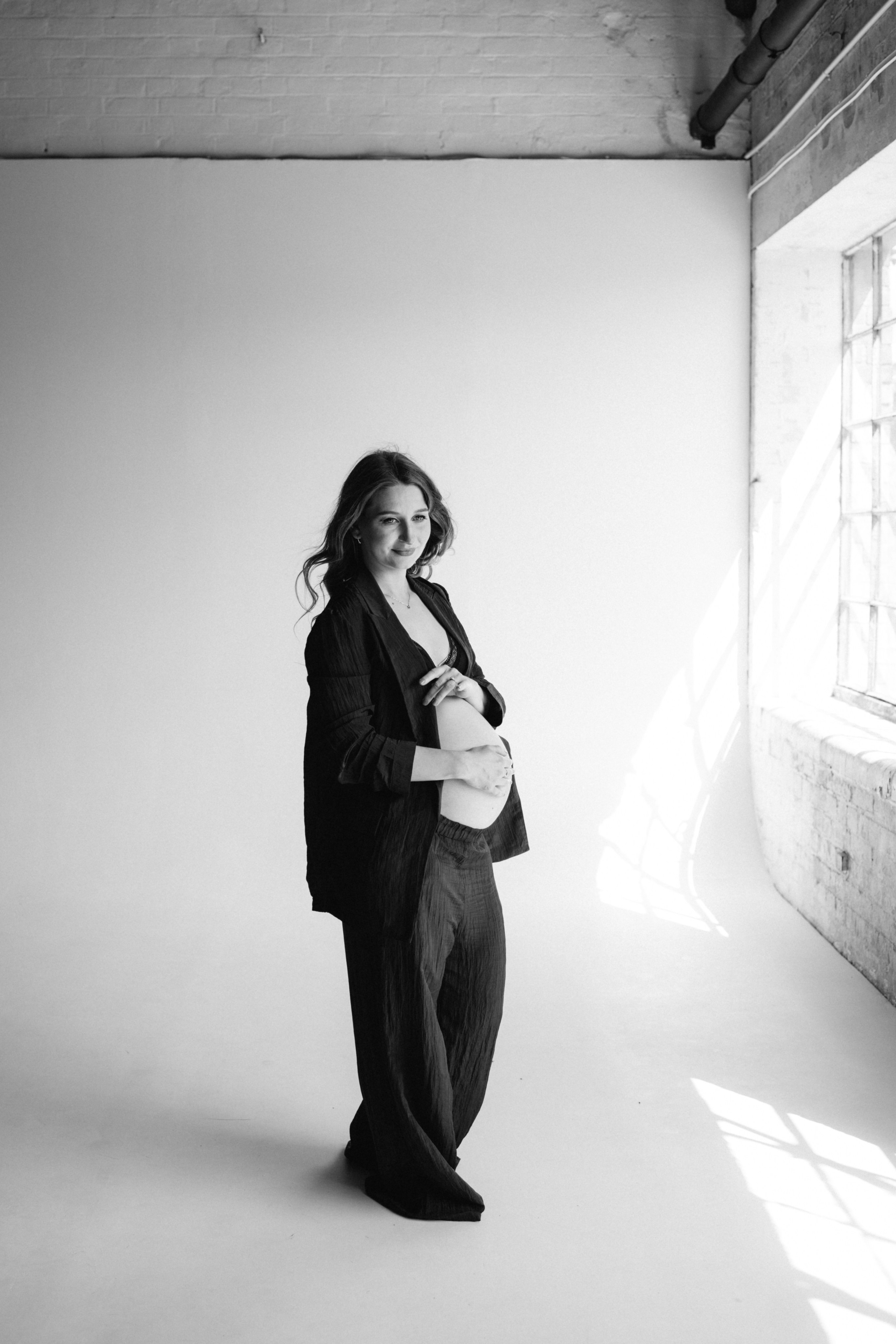 Pregnancy. Photographer in Milton Keynes, Northampton & London — Wedding, Family & Portrait Photography