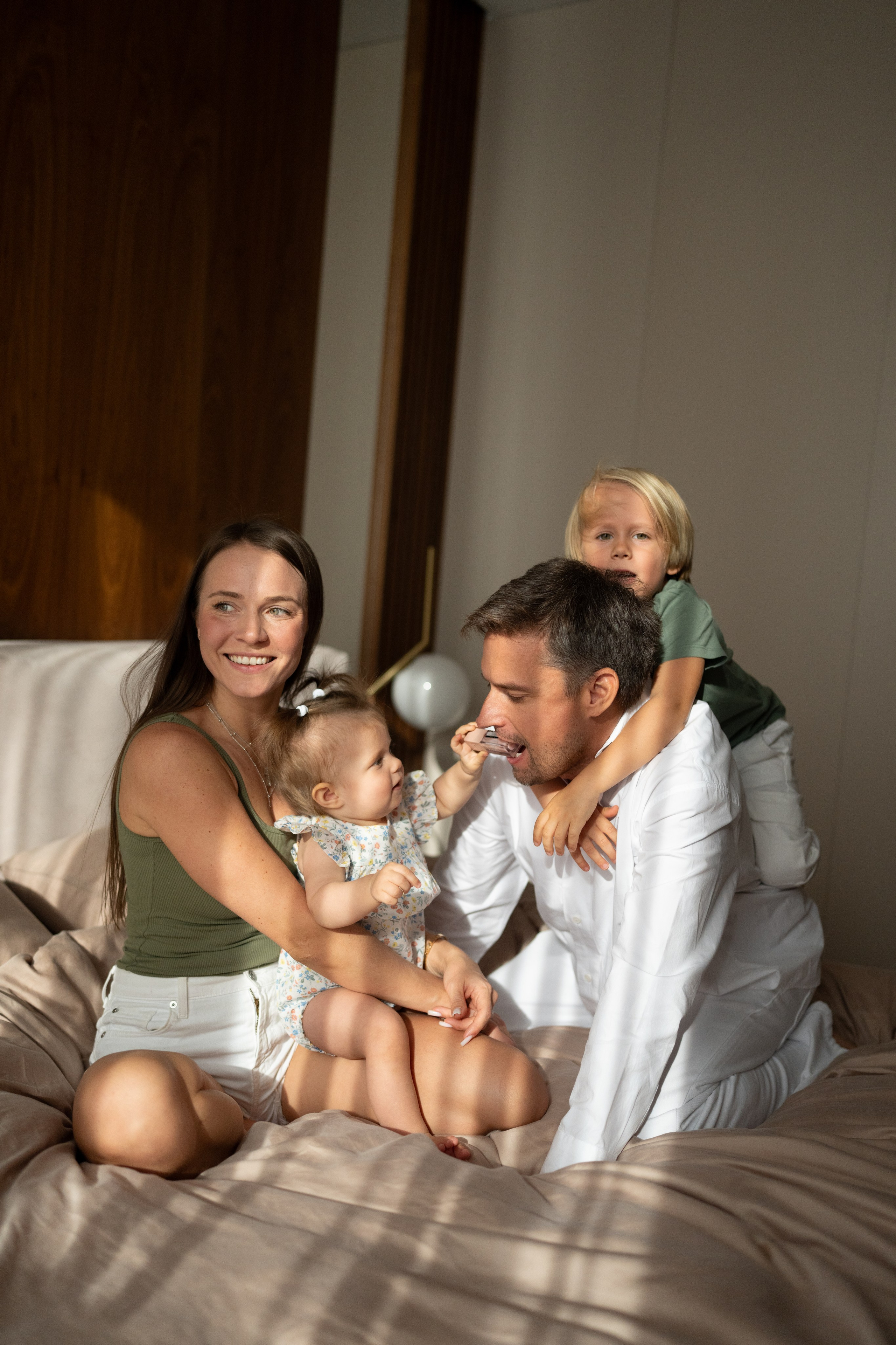 Ameli. Children’s and family photographer Anna Krasovitskaya