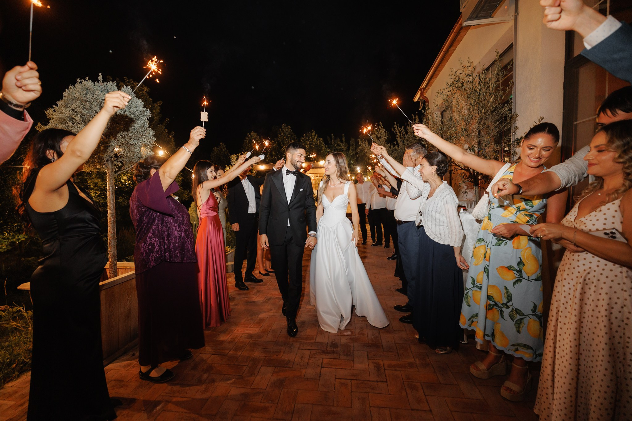 Mihaela si Nicolae - Nunta in locatie in aer liber la Nouvelle Events. Fotograf nunta Bucuresti - Manu Ivanciu | Fotograf botez