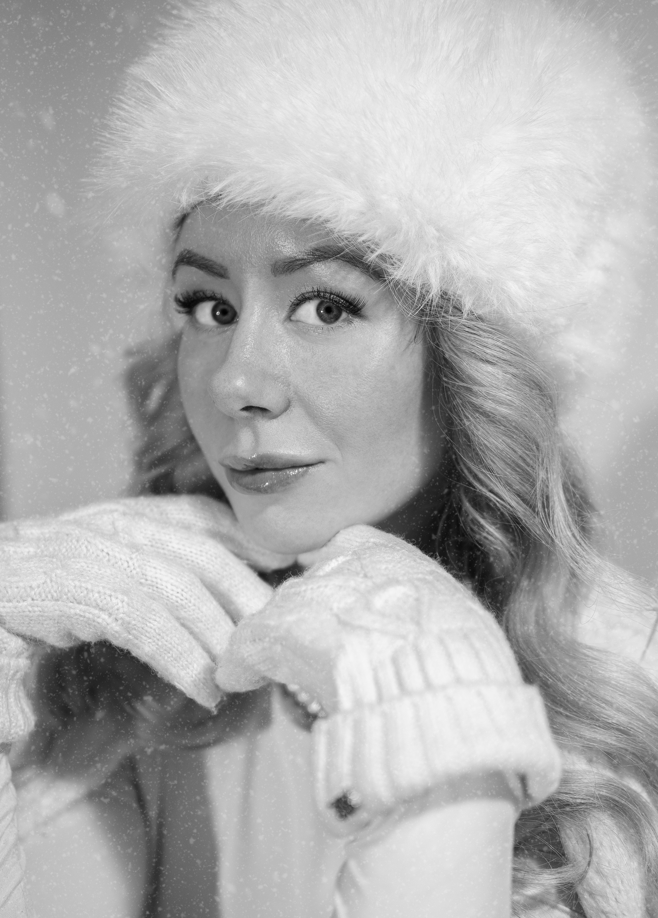 Julia Winter. Women’s photographer in Coventry, UK. Boudoir and portraits are my focus; I also capture couples, mini weddings, maternity & newborns