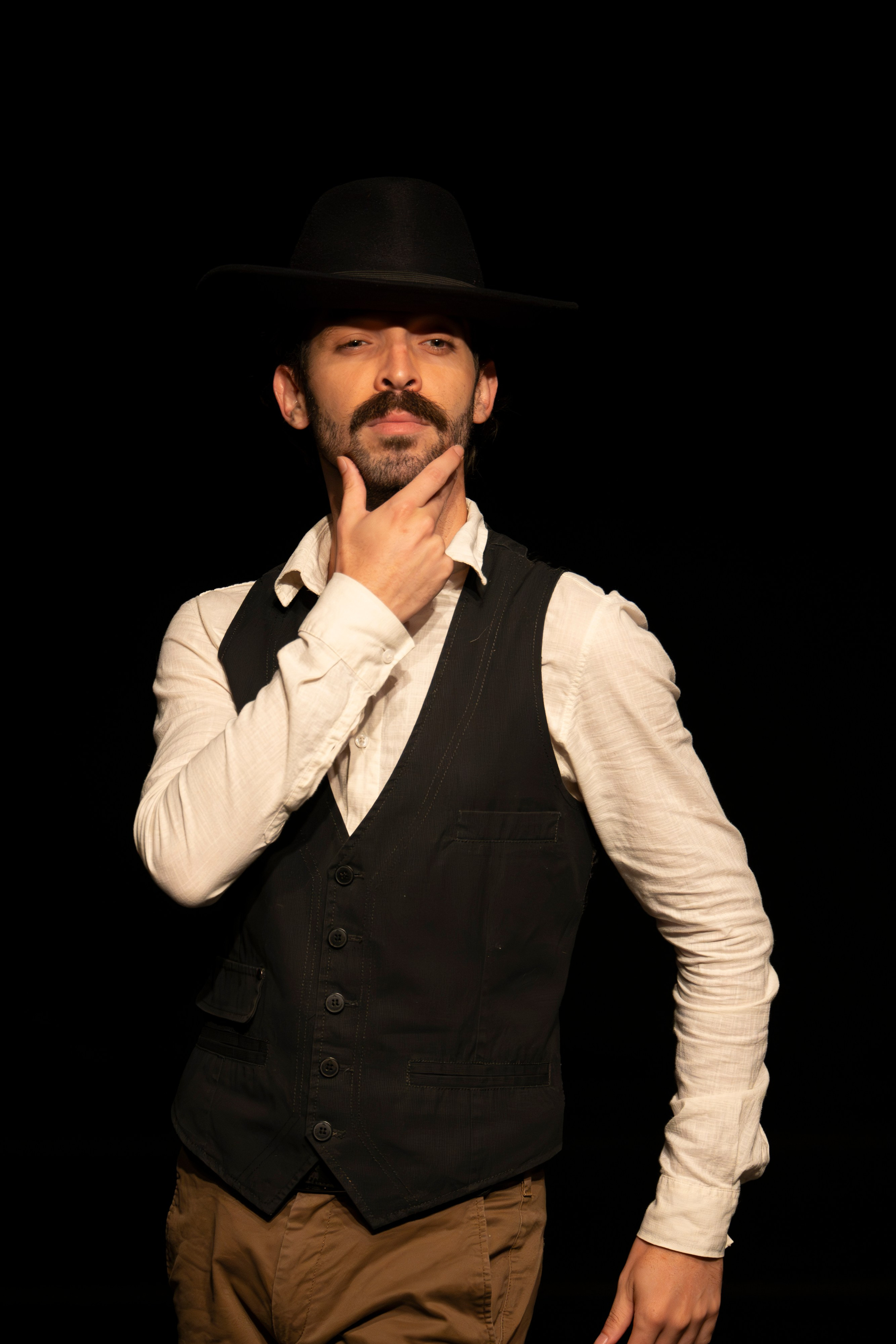 OPERA. ©2026 Adriano Escanhuela Photography