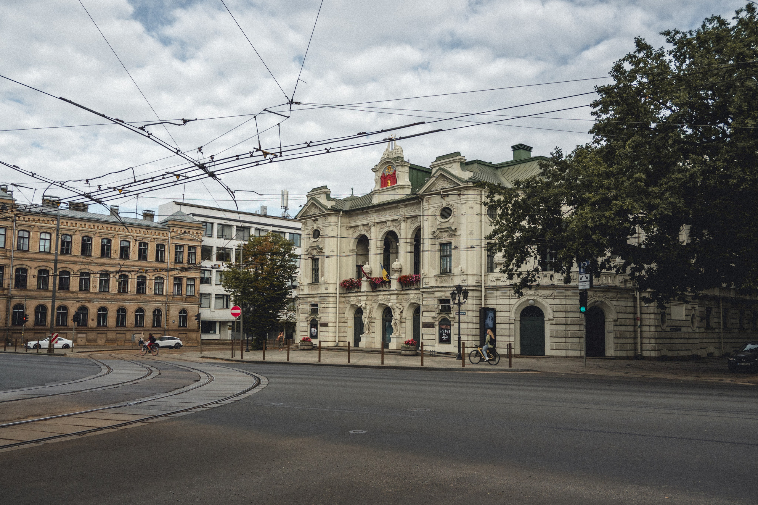 Voyage à Riga. Photographe sur Cote d’Azur. Portraits de familles, couples, enfants, événements