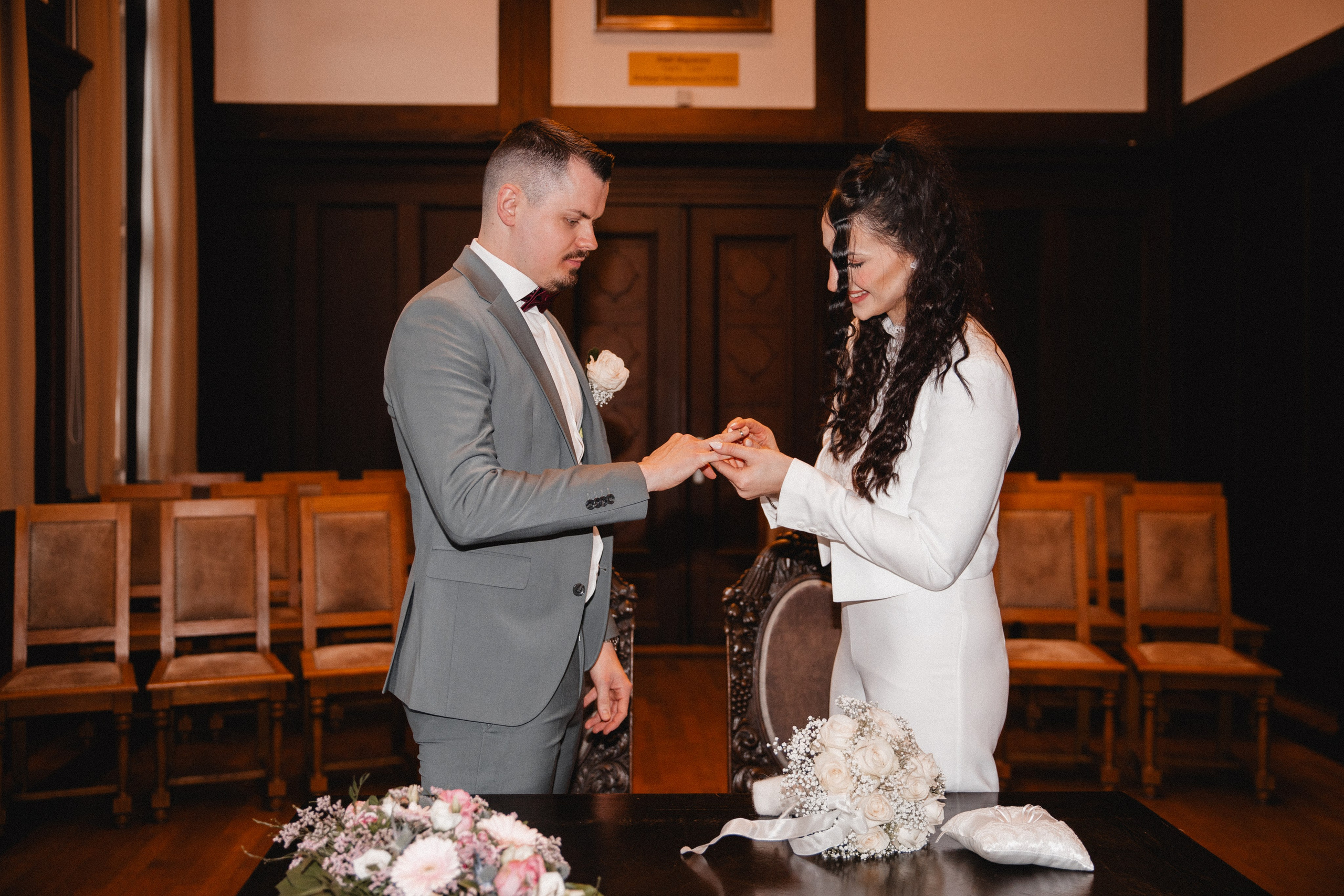 Franziska & Tim |Rathaus Heisingen, Essen. Hochzeitsfotografie |Hochzeitsfotograf Bochum | Hochzeitsfotograf Dortmund | Hochzeitsfotograf Essen | Hochzeitsfotograf Ruhrgebiet