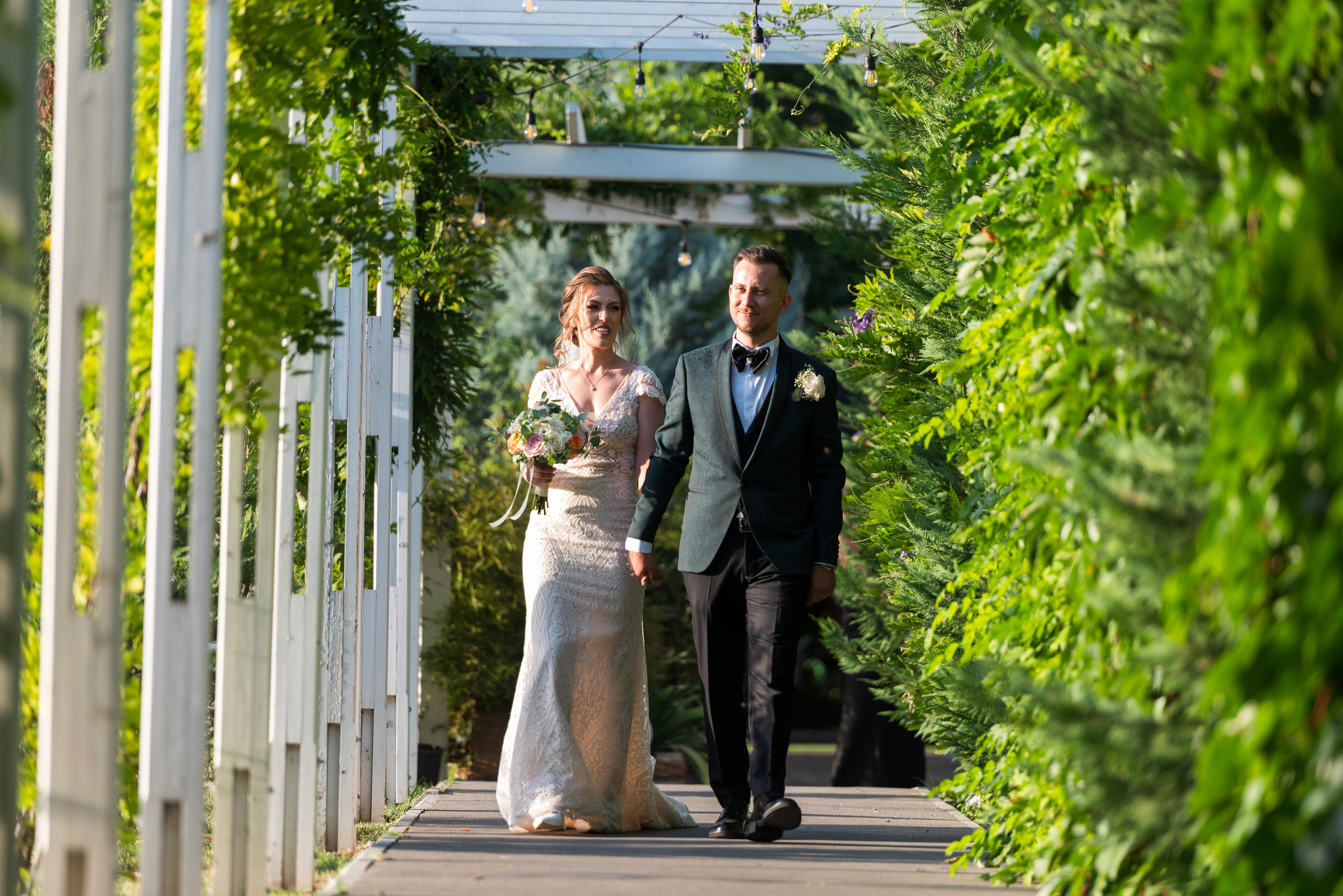 Wedding photographer, Bucharest wedding photographer, photo offer 2024, wedding photo offer, special wedding photographer, wedding photo services, wedding photo-video, Wedding Photo & Video Team - Videographer Bucharest, Team: wedding photographer & videographer, wedding photographer offer , free data, portrait photographer, bride, wedding dress, jewelry photographer, Wedding photographer,