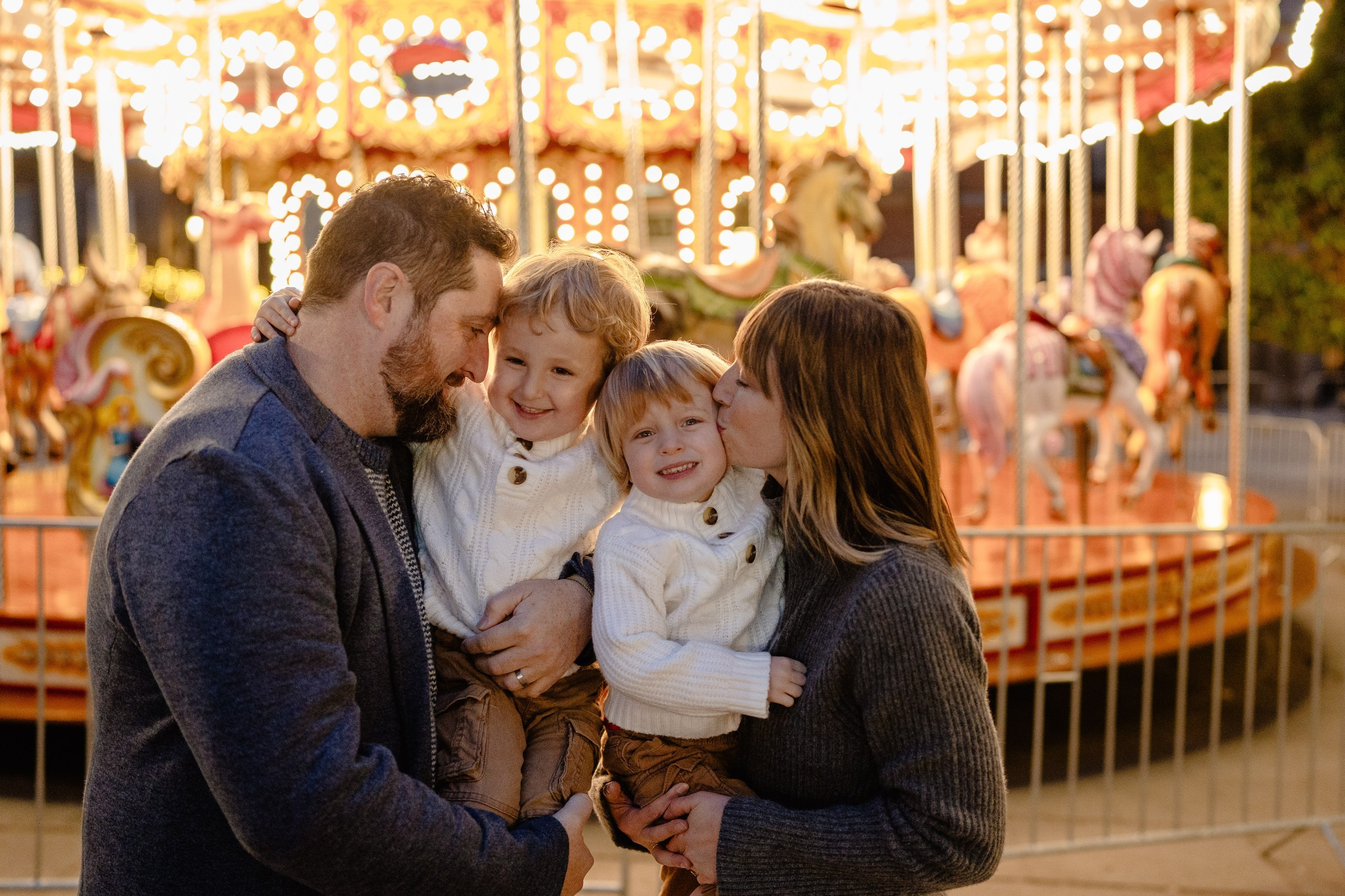 Shanna's family. Madrid Photographer for Proposals, Engagements & Families | Anya Petrova