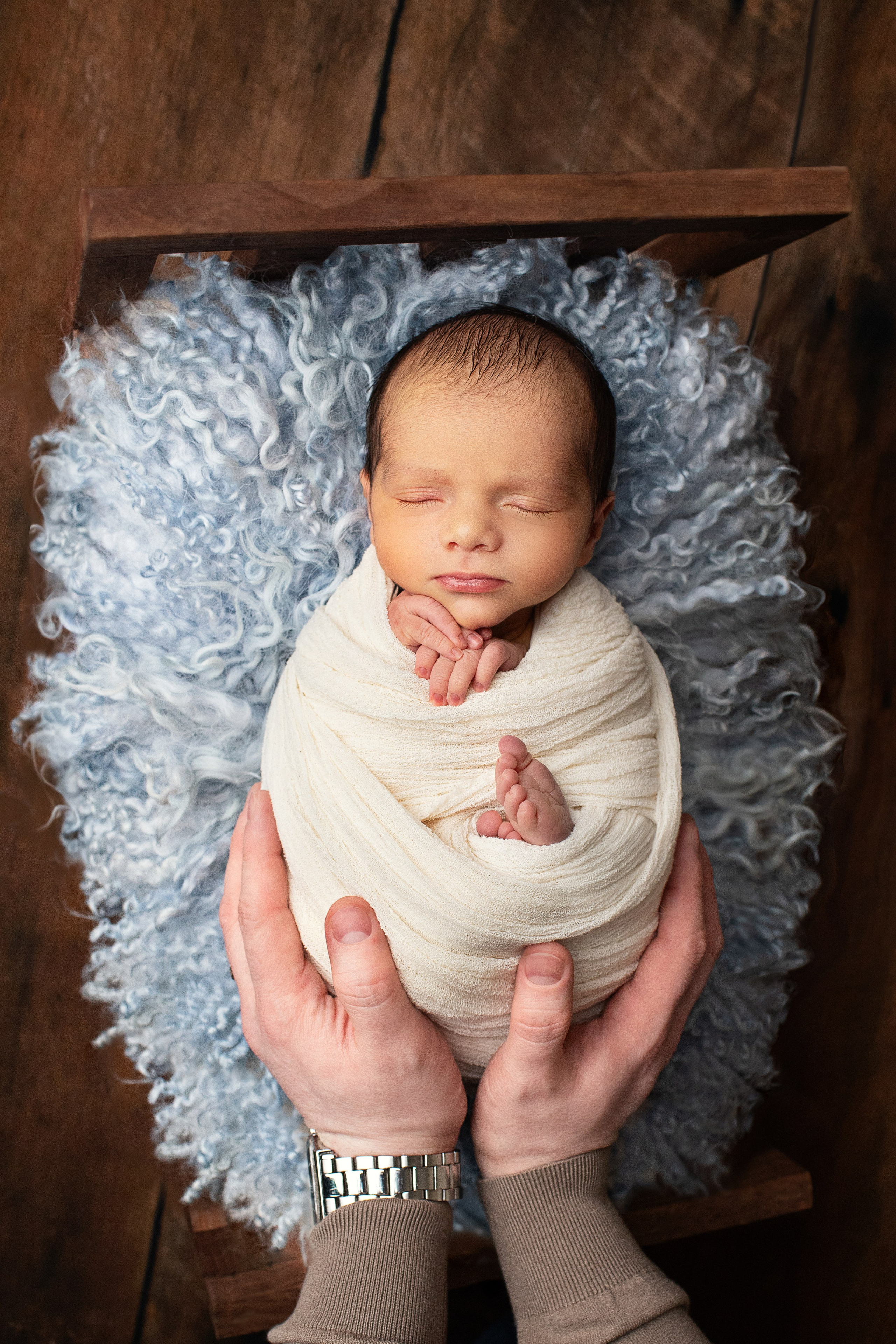 Newborn Classic. Mary Newborn Photo